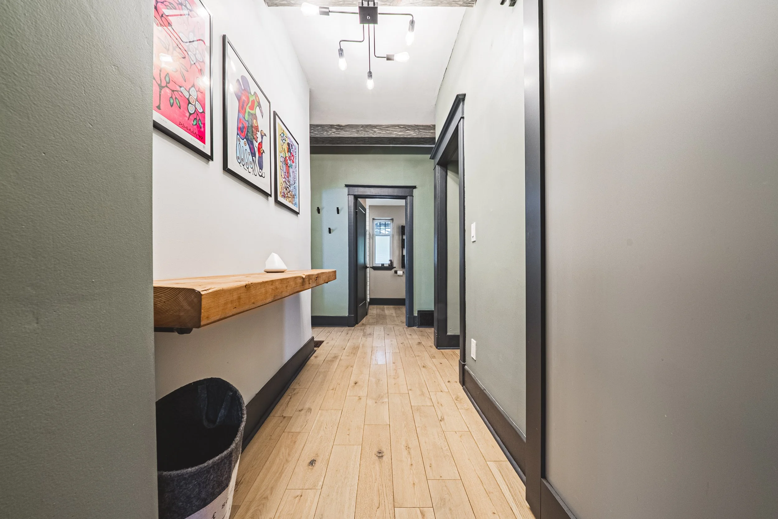16-595 Mt Pleasant Rd Brantford.jpg