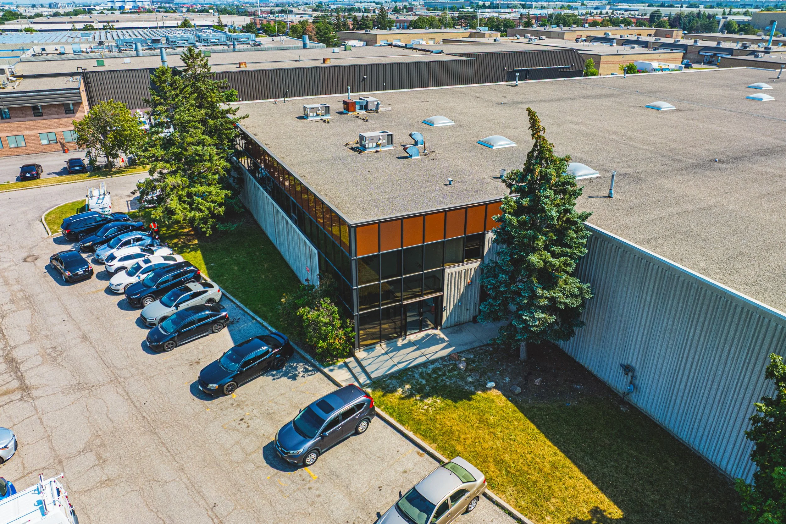 2 - 8 Edvac Dr, Brampton.jpg