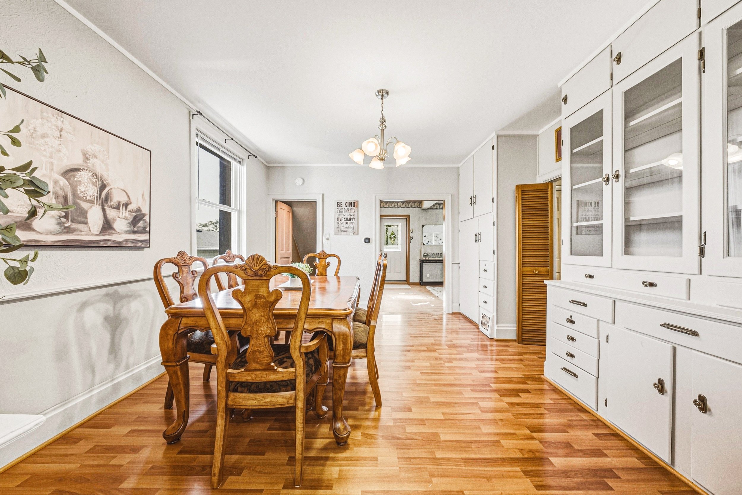 10 - 950 Hamilton St, Cambridge.jpg