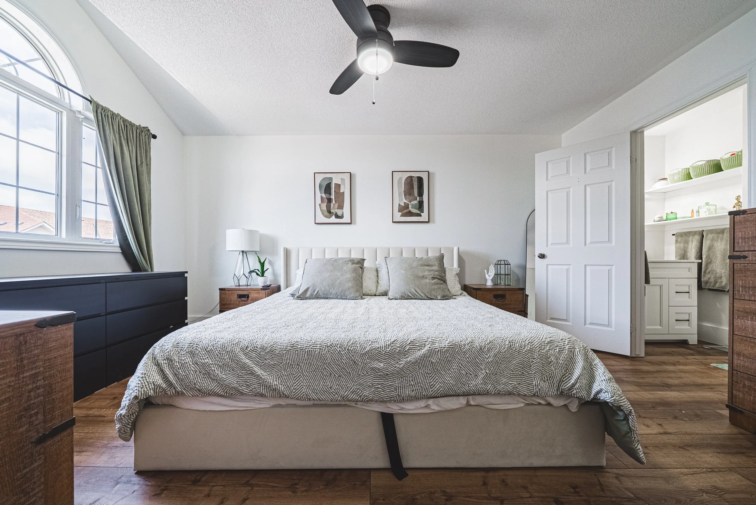 20-20 McConkey Crescent Unit 41 Brantford.jpg