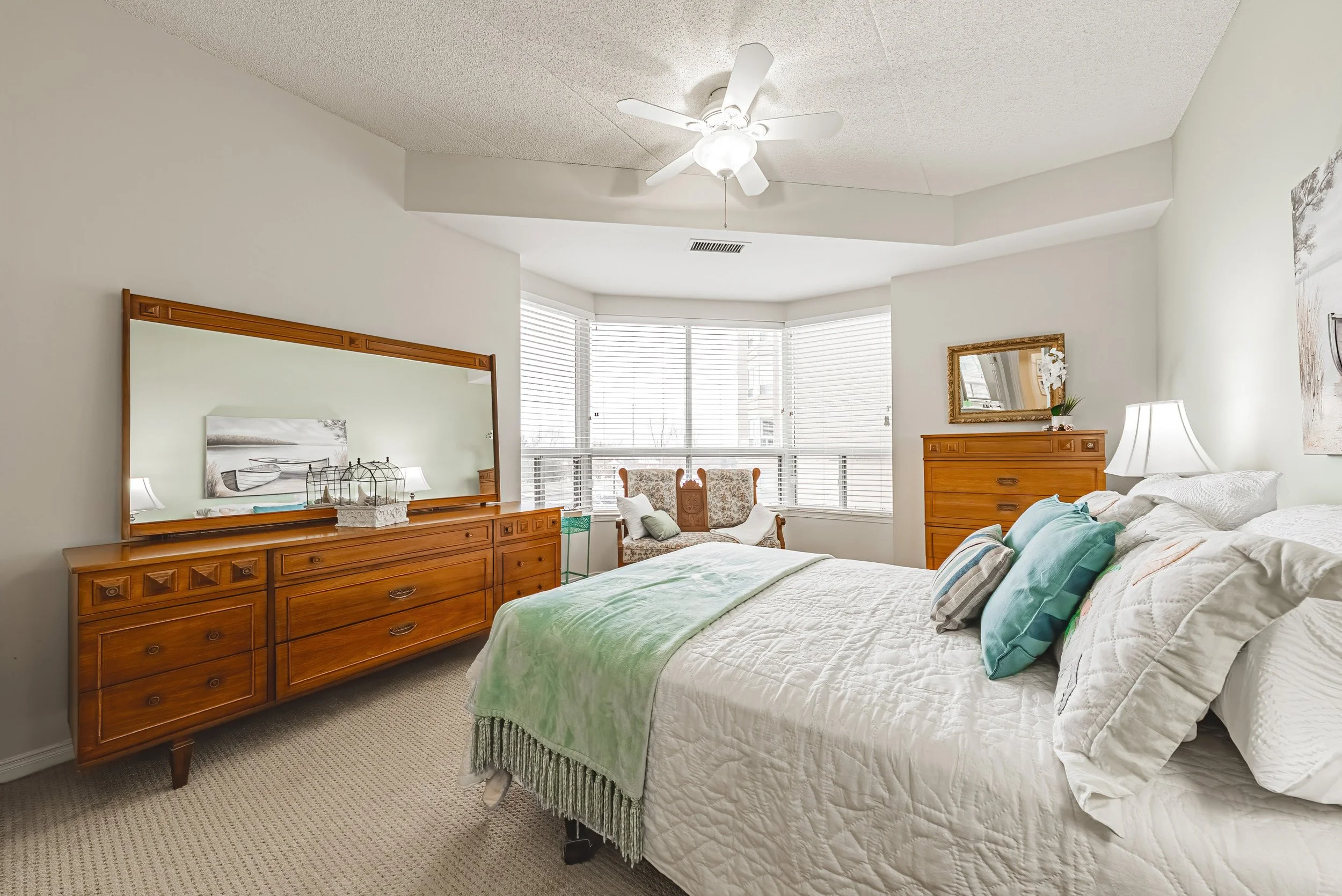 24 - 2075 Amherst Heights Dr #103, Burlington.jpg