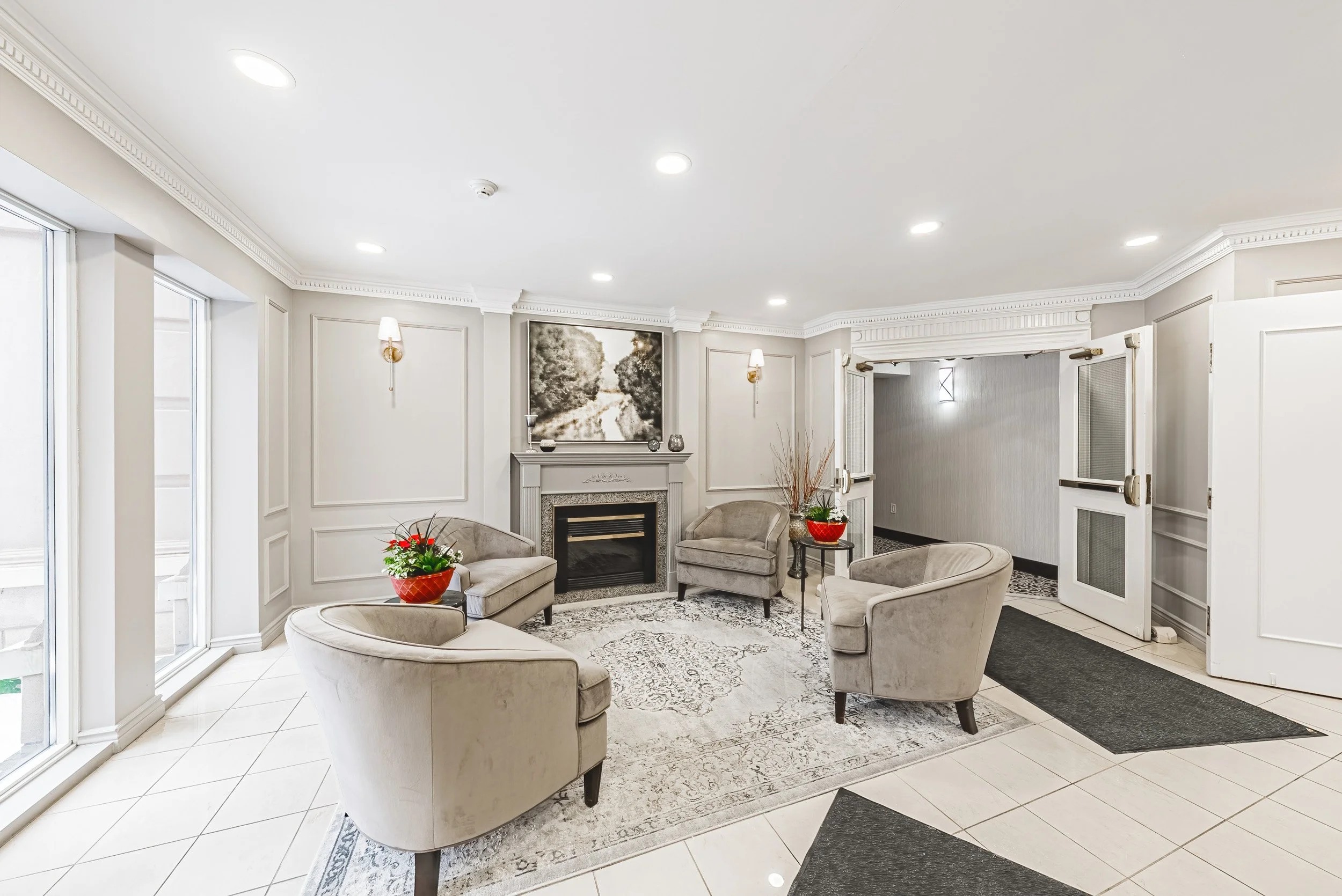 36 - 2075 Amherst Heights Dr #103, Burlington.jpg