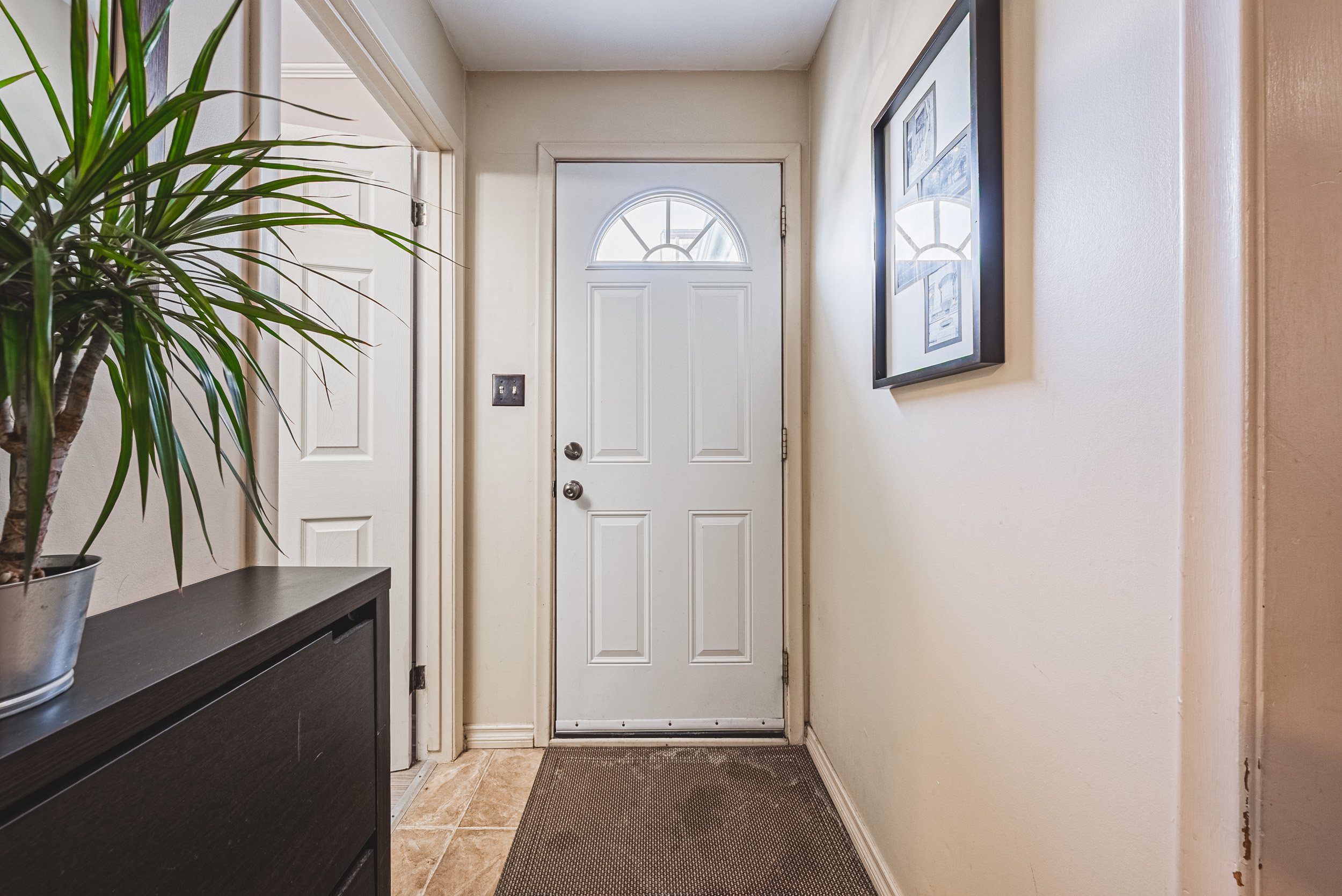 22 - 28 Munn St, Hamilton.jpg