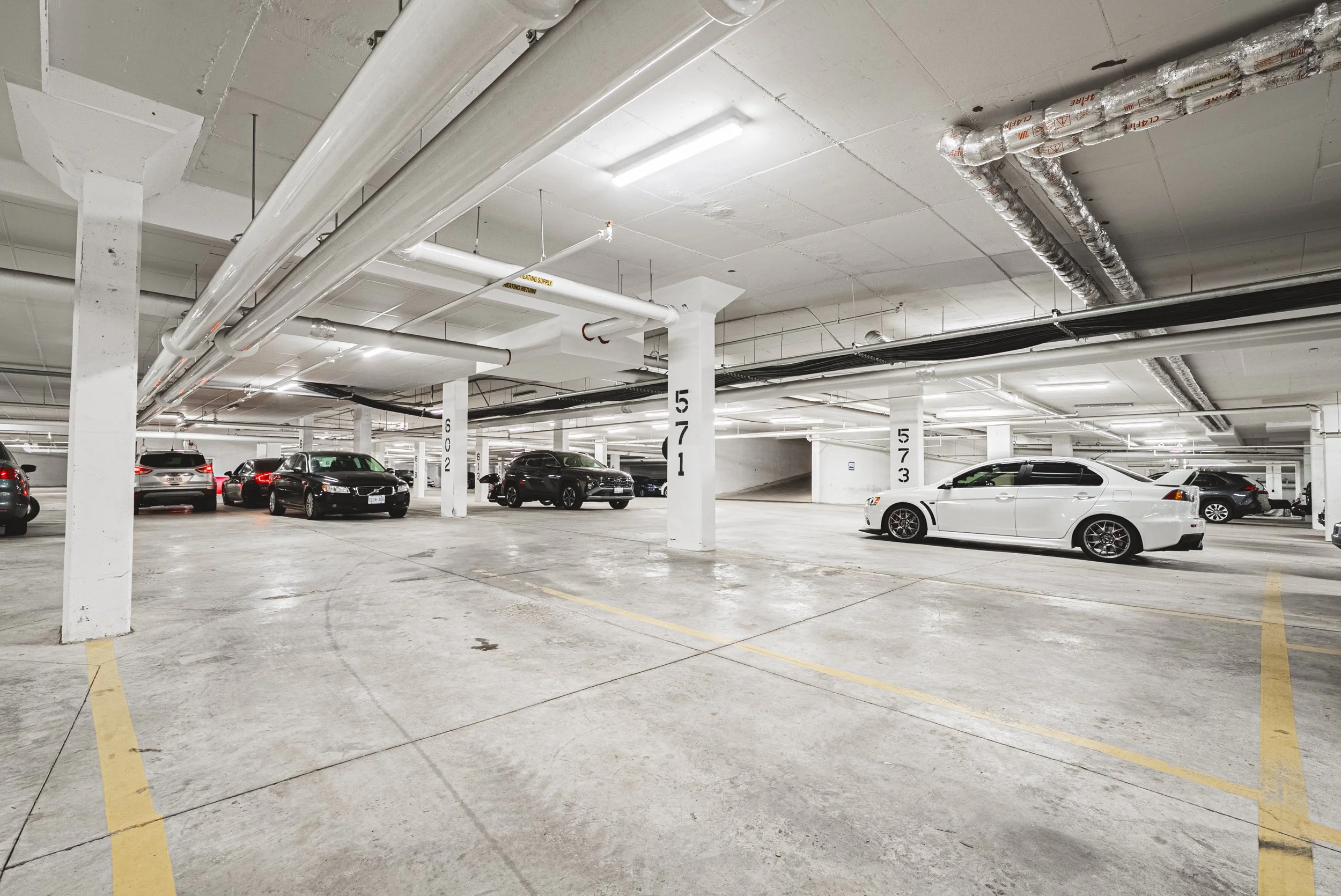 45-470 Dundas St E Waterdown.jpg