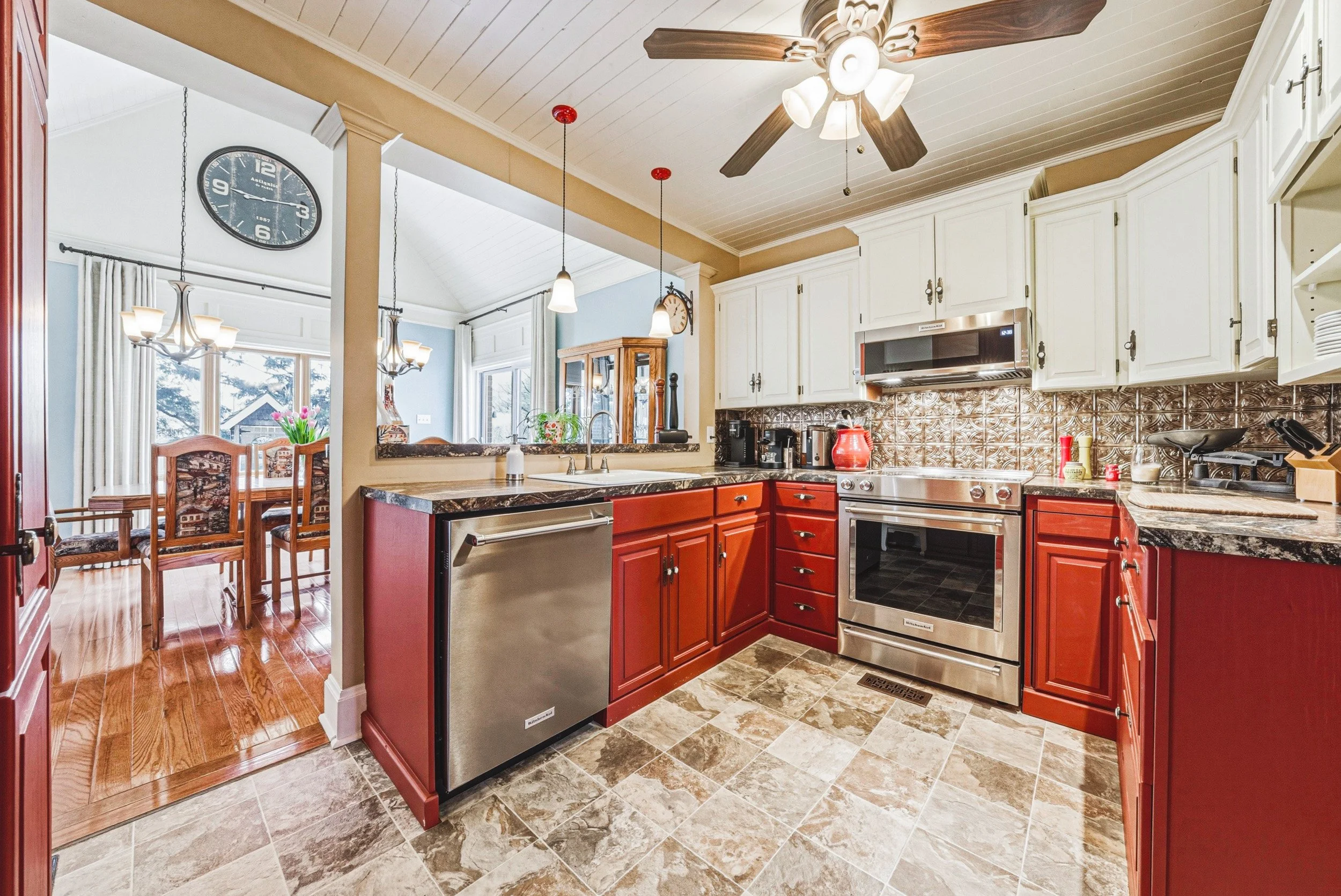 8 - 55 Van Camp Ave, Brampton.jpg