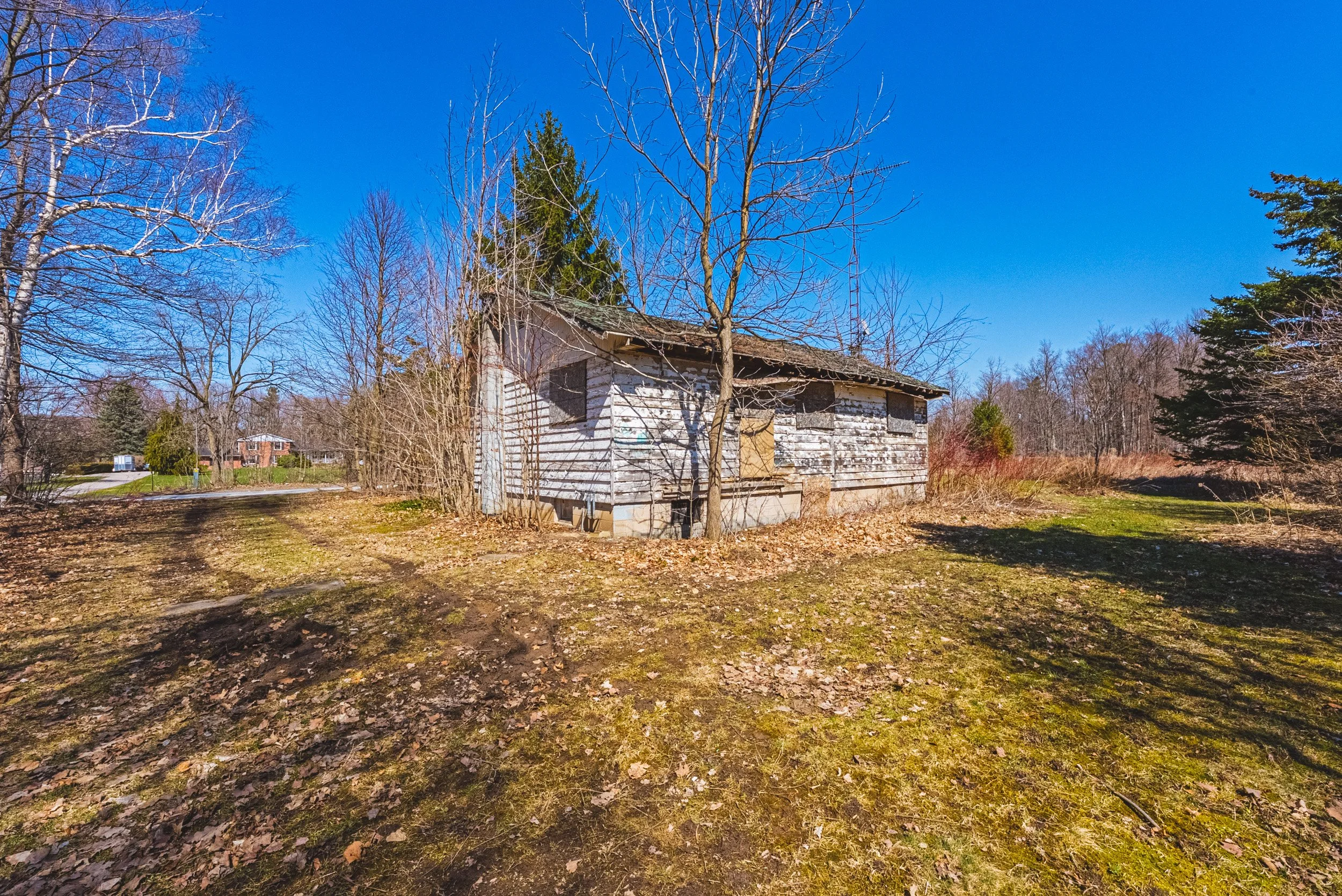 6 - 8220 10th Sideroad, Milton.jpg