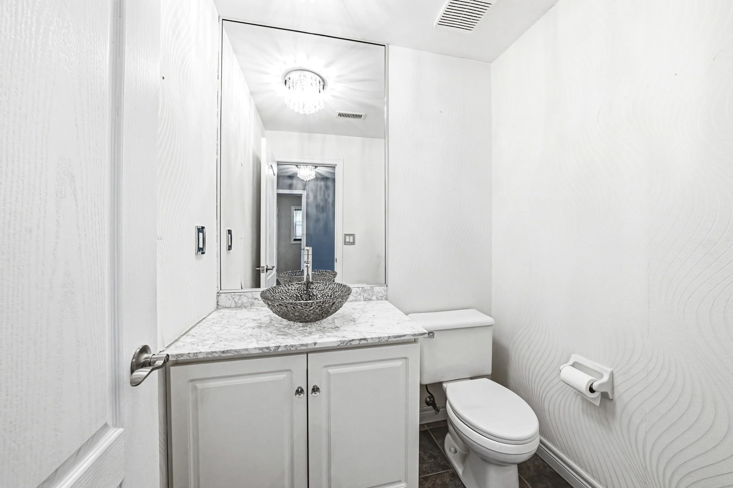 21 - 515 N Service Rd #22, Stoney Creek.jpg