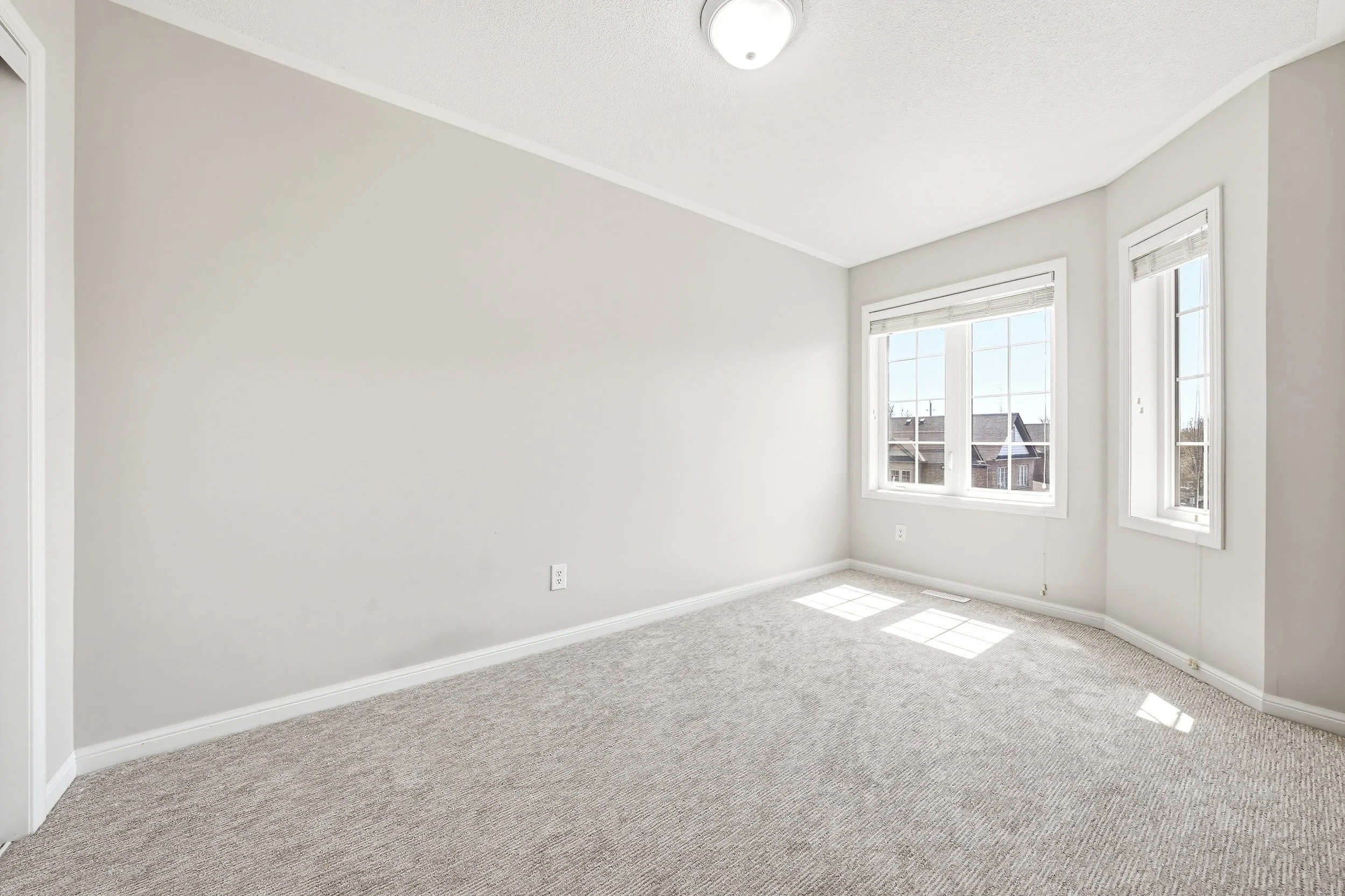 30 - 470 Beach Blvd #8, Hamilton.jpg