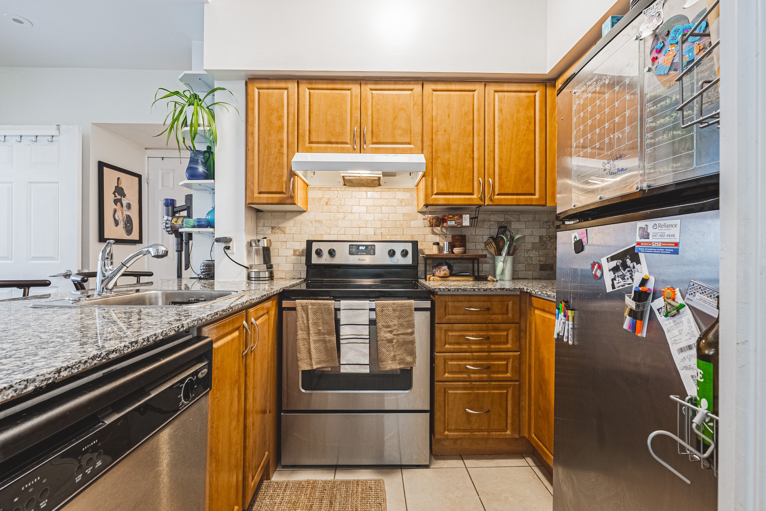 7 - 171 Bleecker St #222, Toronto.jpg