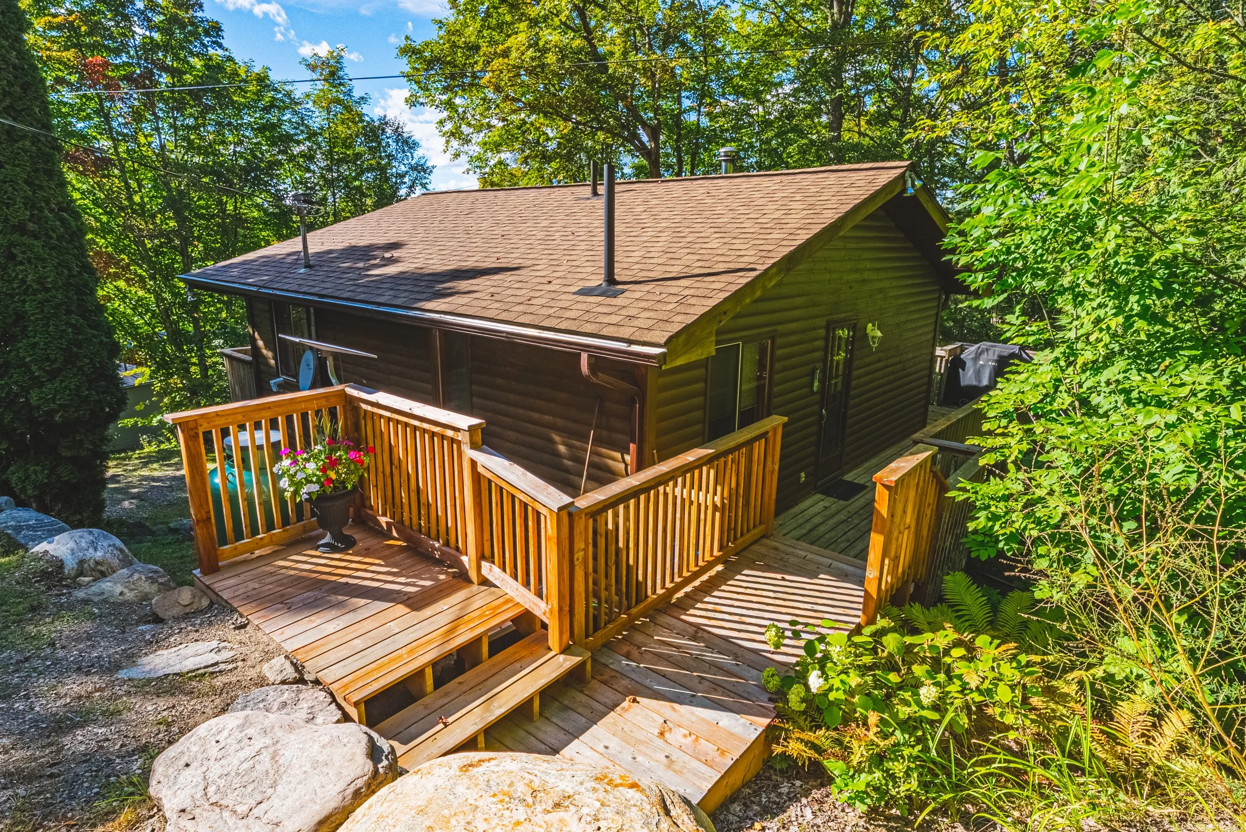2 - 1046 Whiskey Jack Ln, Algonquin Highlands.jpg