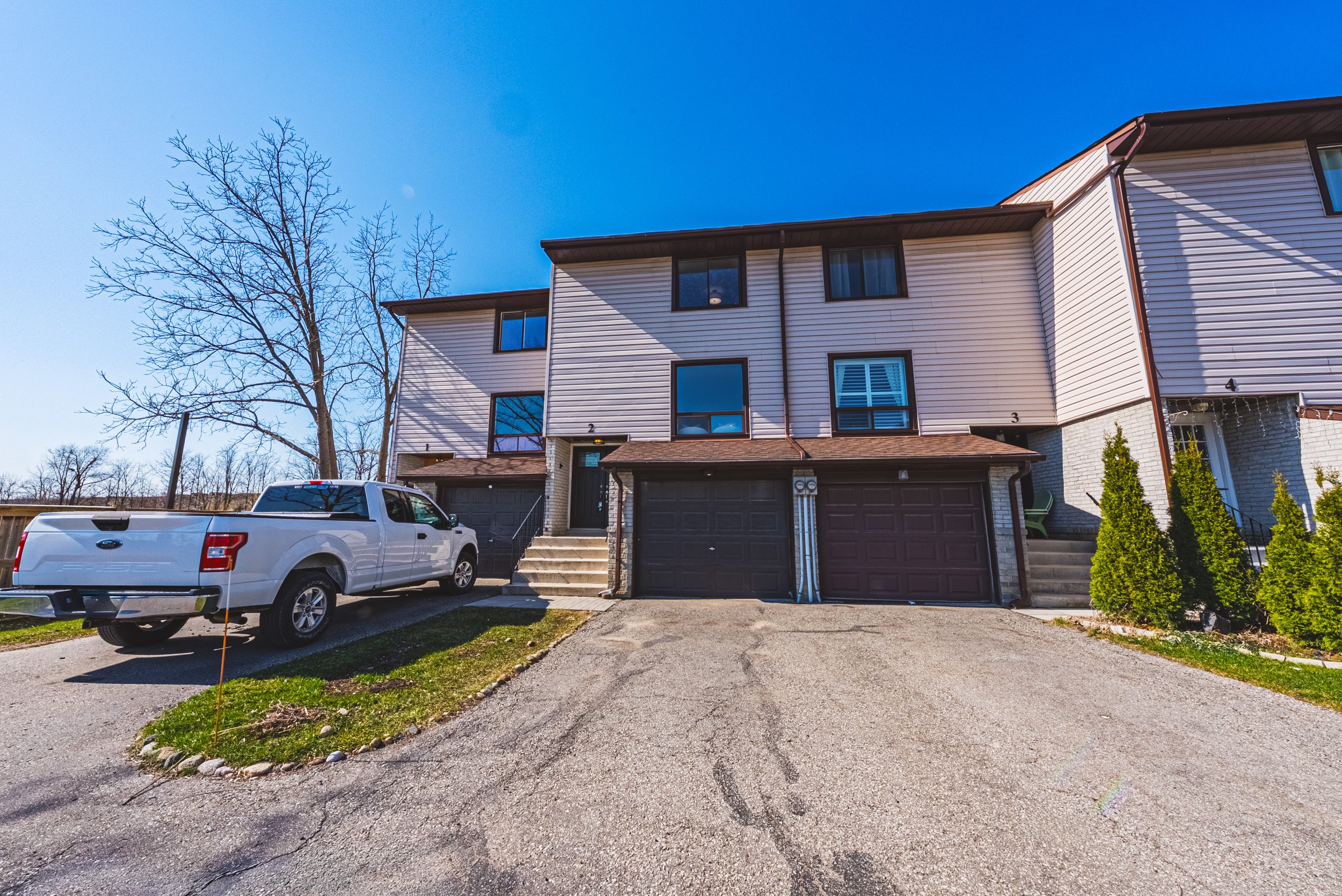1 - 2-64 Bronte St, Milton.jpg