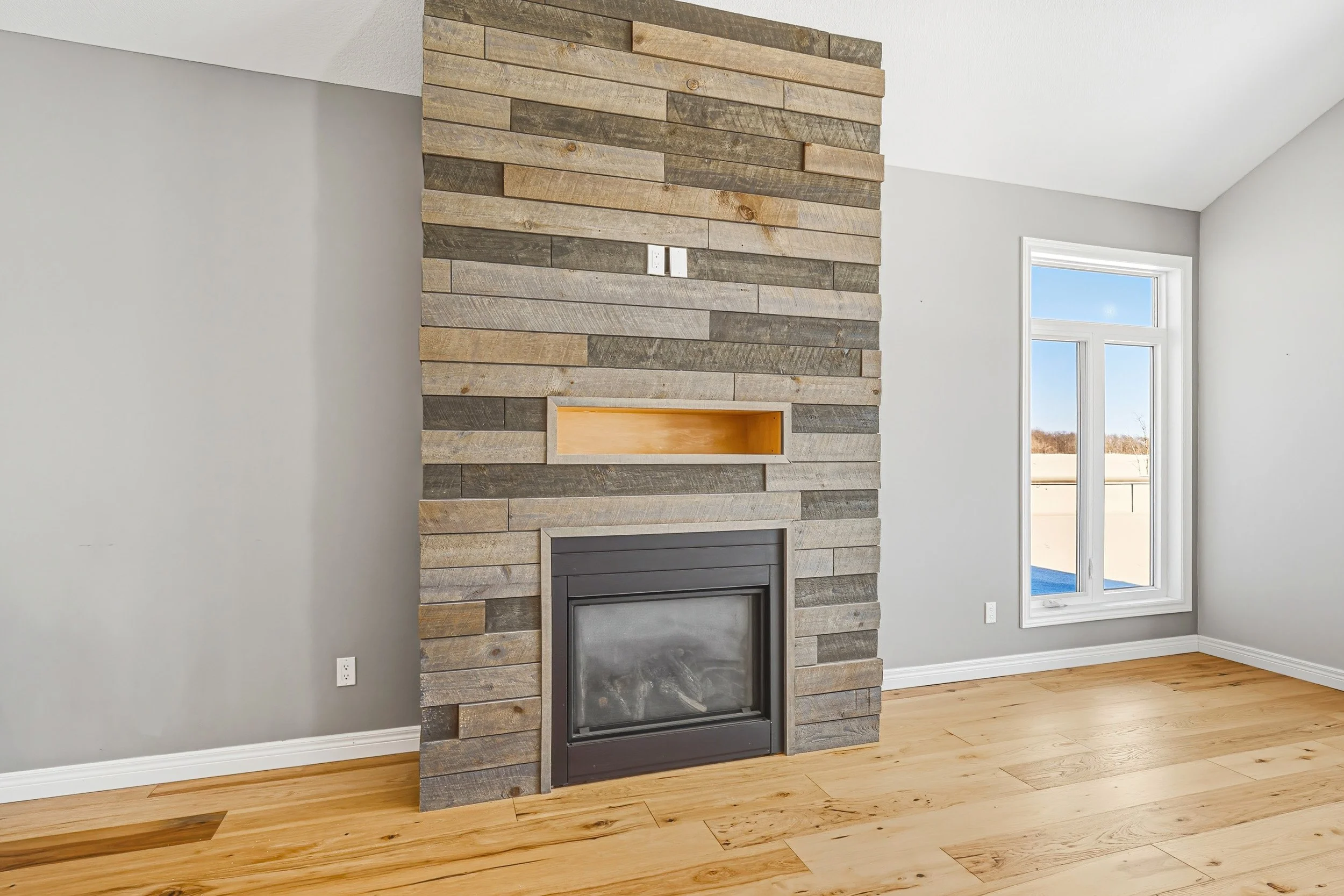 13 - 1 Phillips Court, Dunnville.jpg