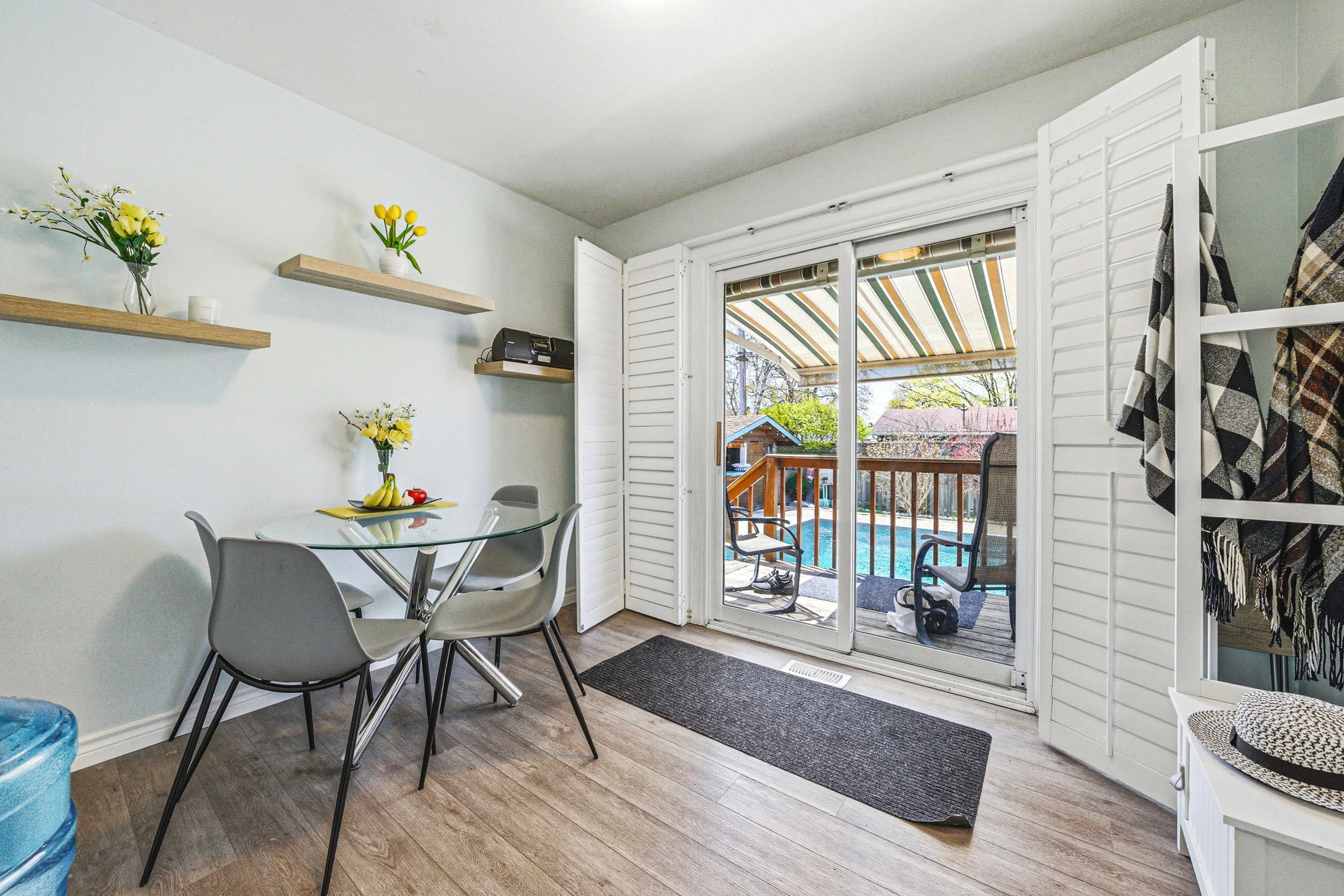 20 - 1338 Eleanor Ave, Cambridge.jpg