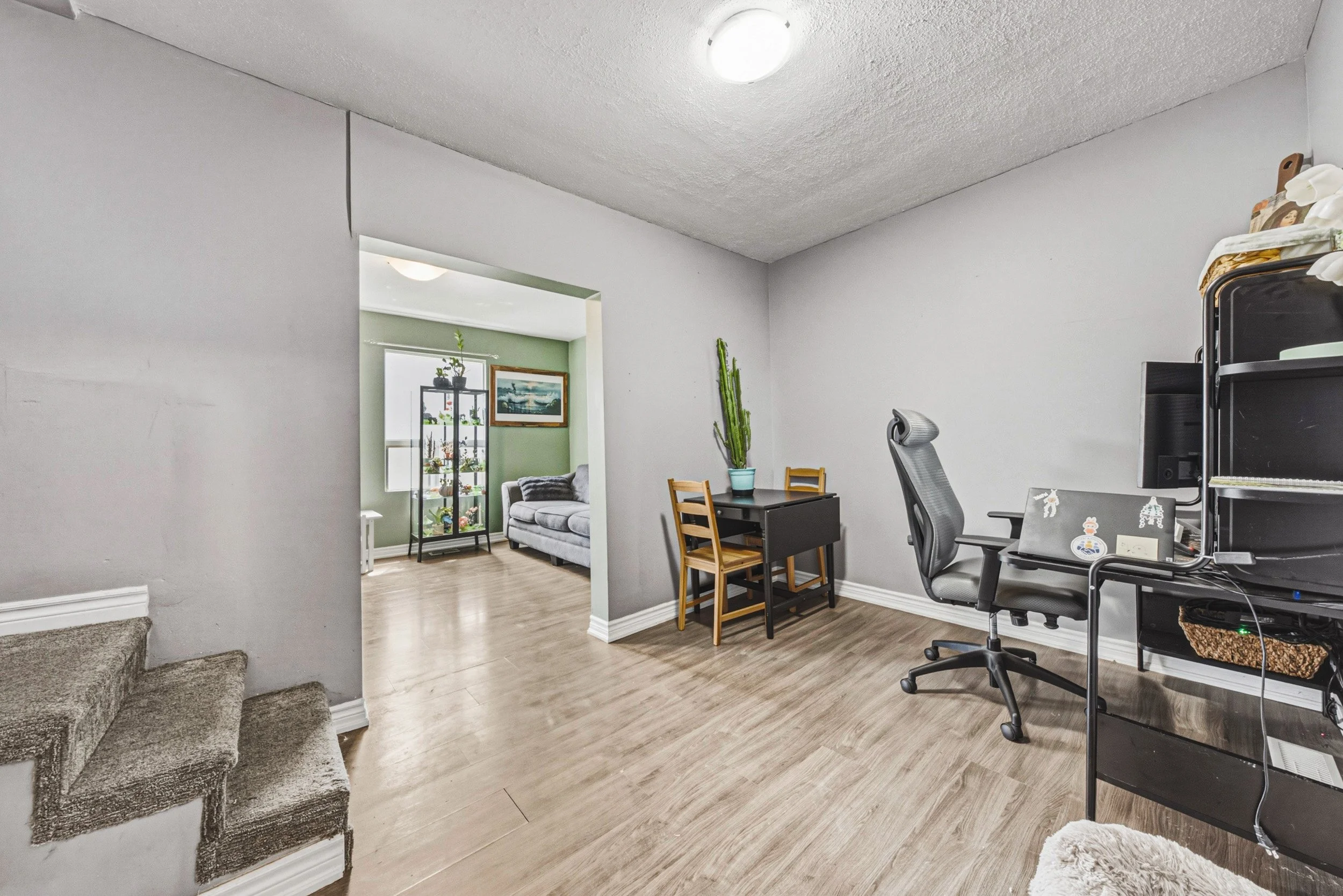 7 - 47 Fraser Ave, Hamilton.jpg