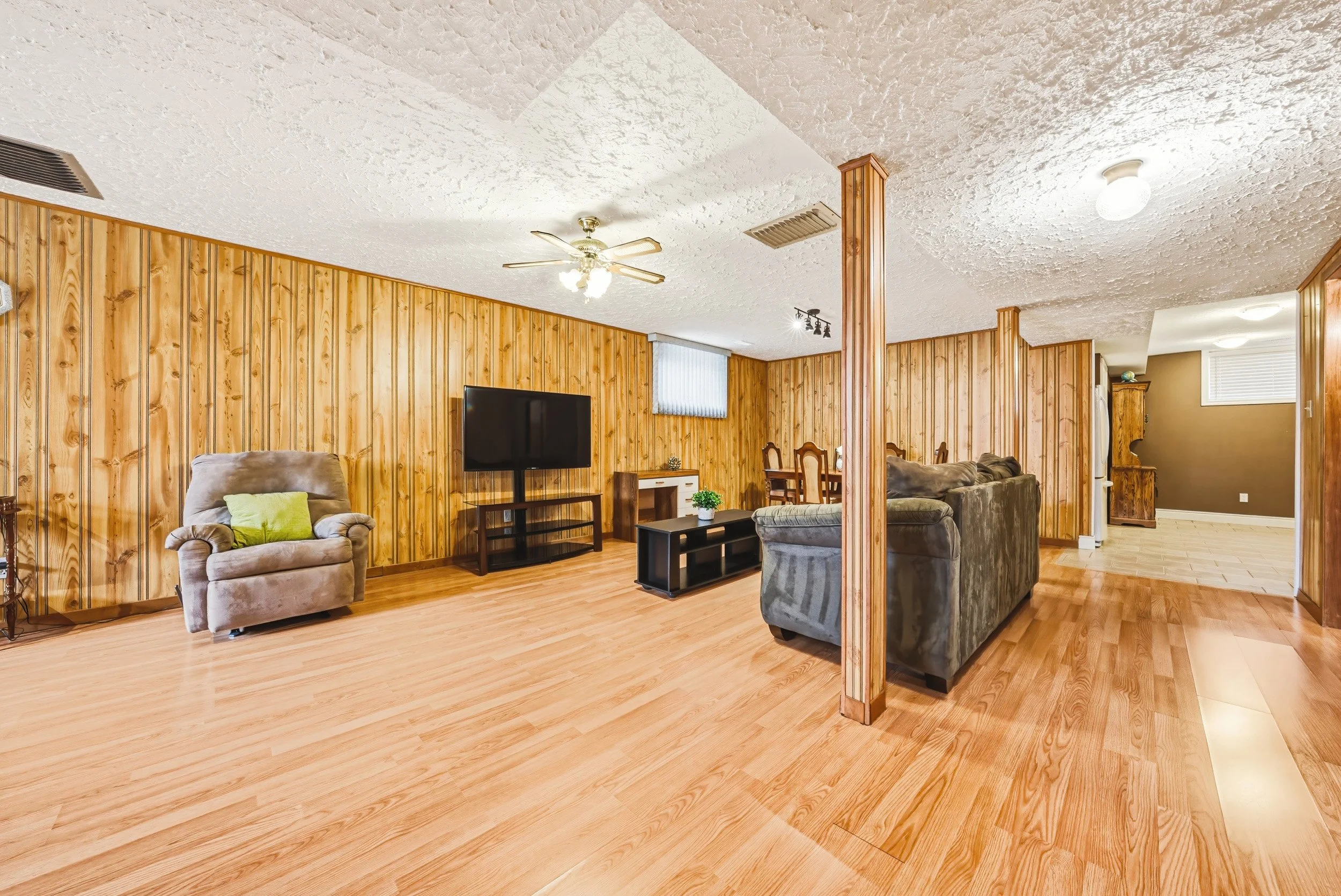 24 - 117 Stonyburn Cres, Cambridge.jpg