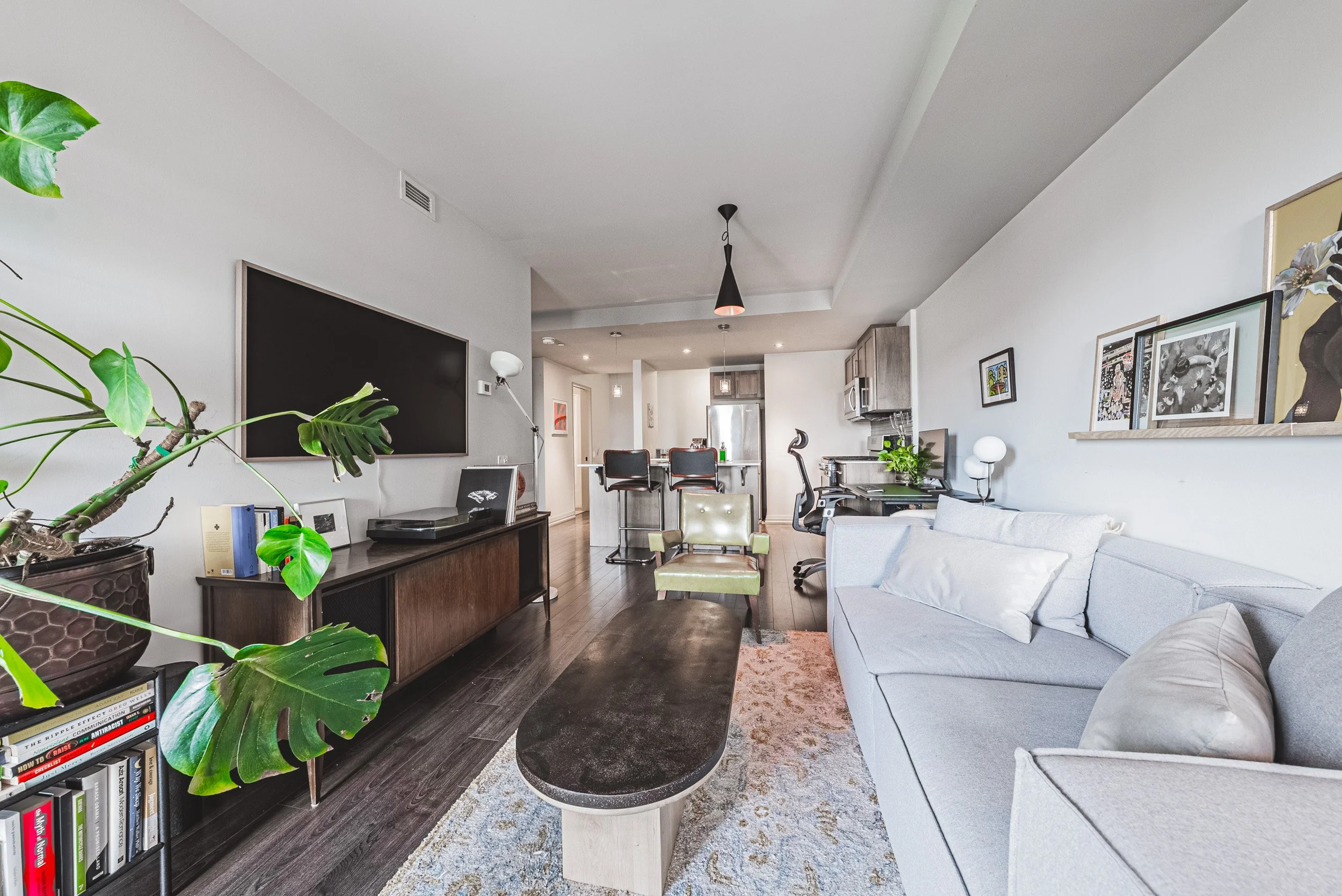 16 - 181 James St N #503, Hamilton.jpg