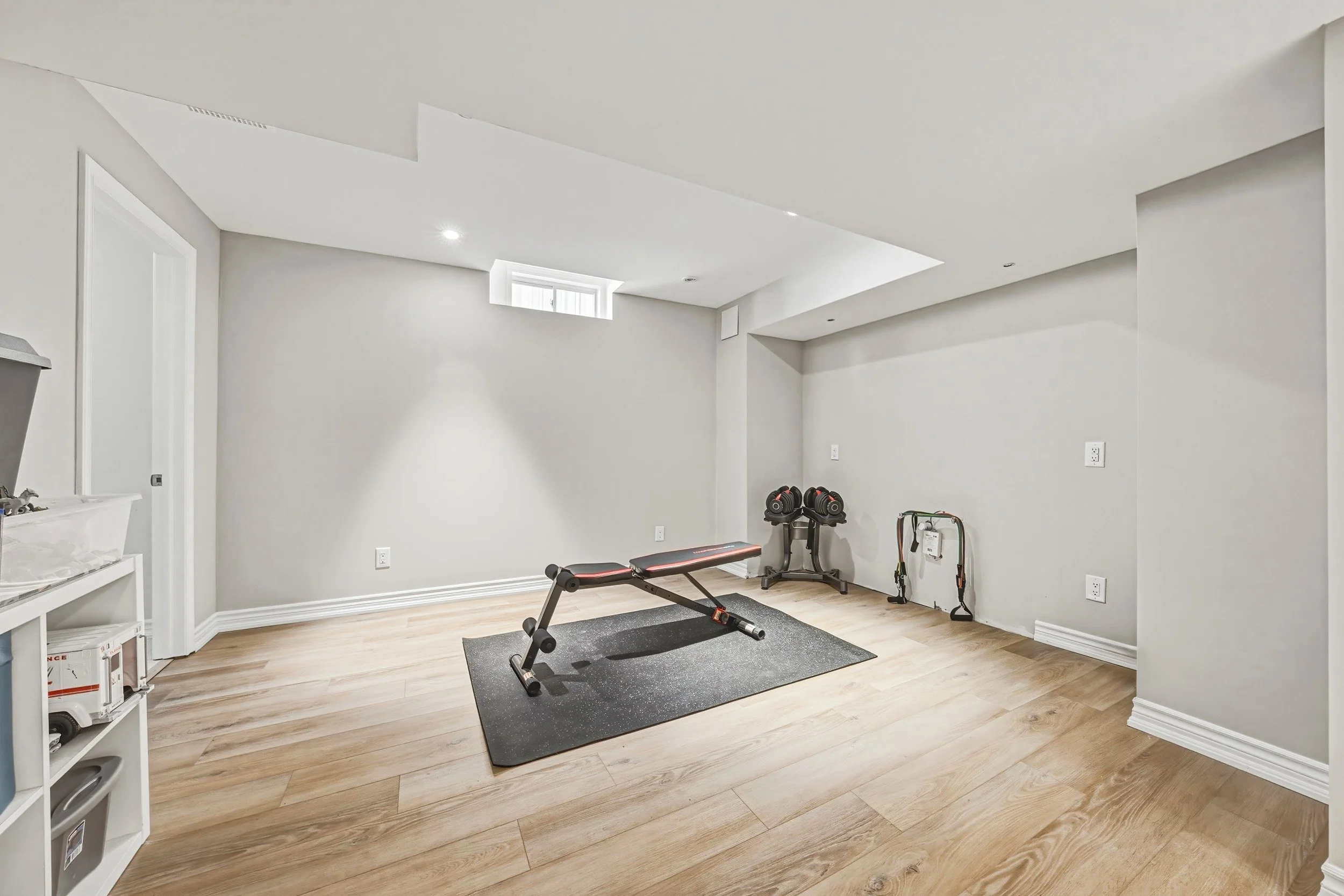 31 - 7 Camp Dr, Ancaster.jpg