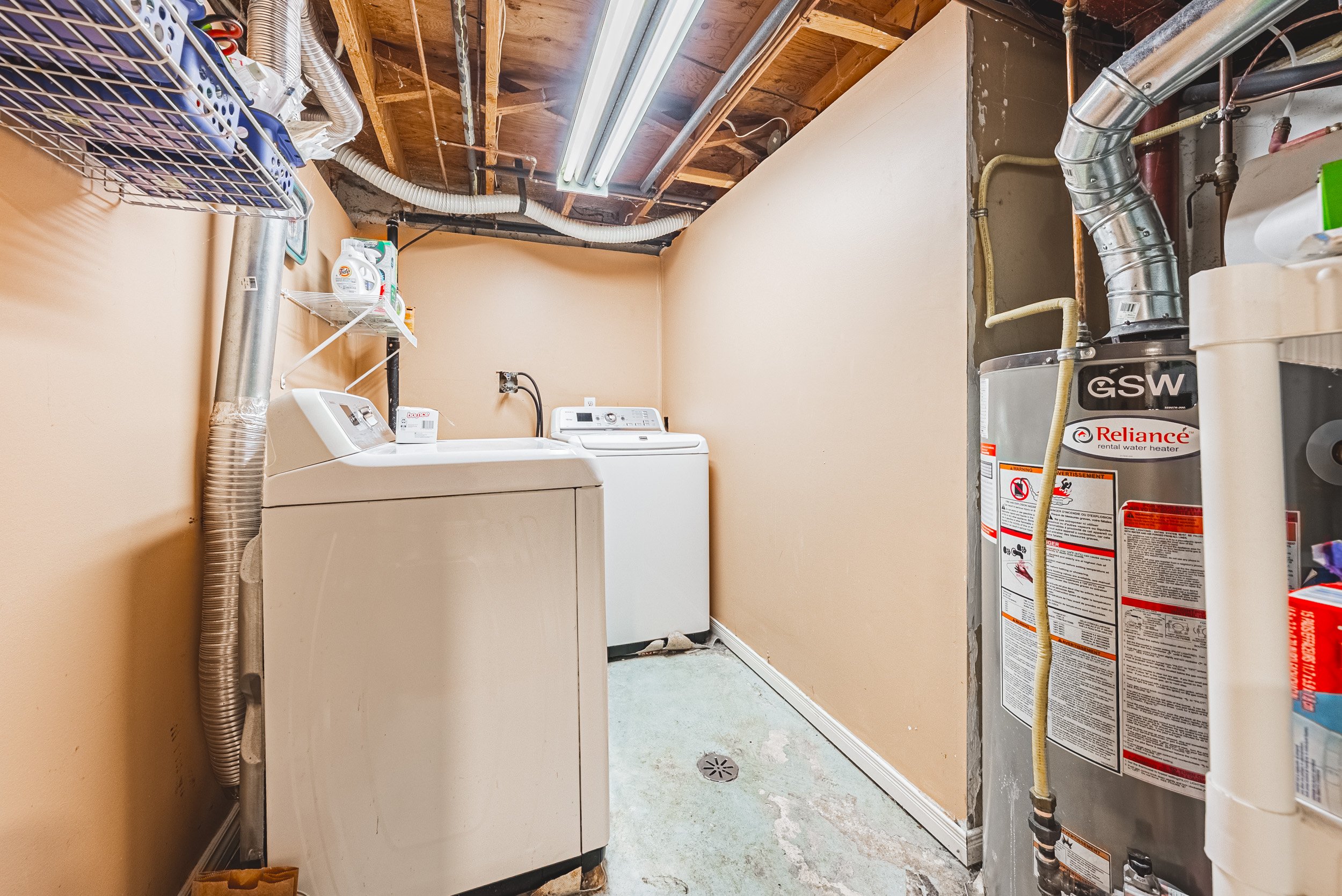 27 - 1576 Newlands Cres #60, Burlington.jpg