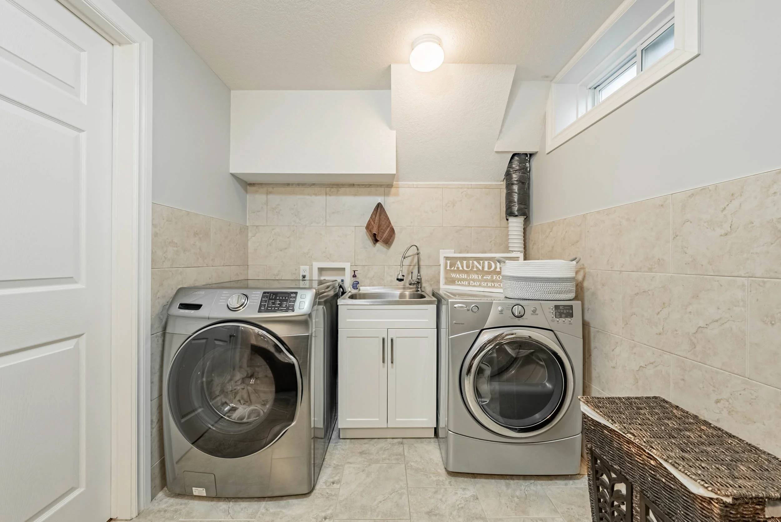 38 - 228 Holbeach Cres, Waterloo.jpg