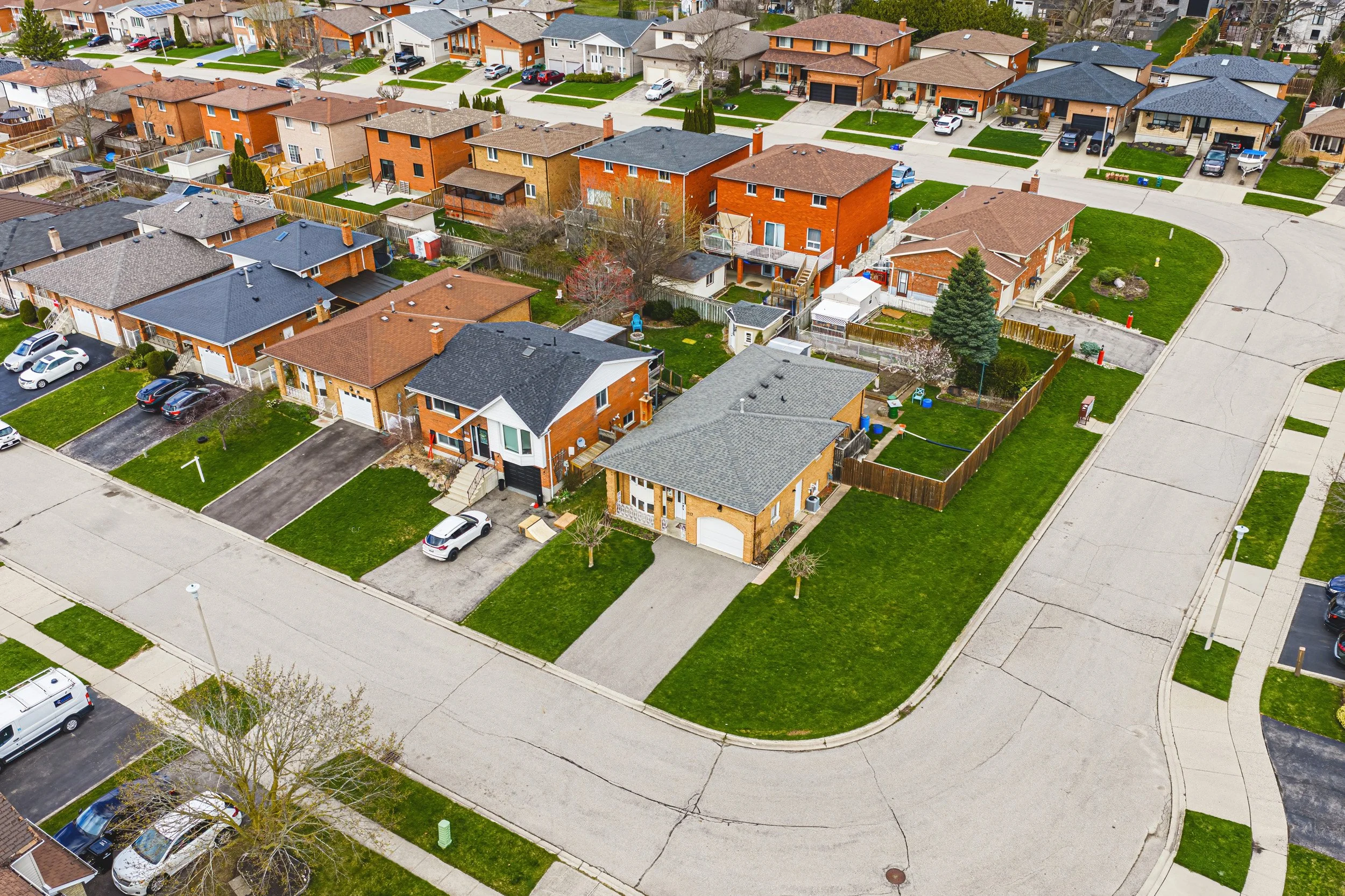 42 - 117 Stonyburn Cres, Cambridge.jpg