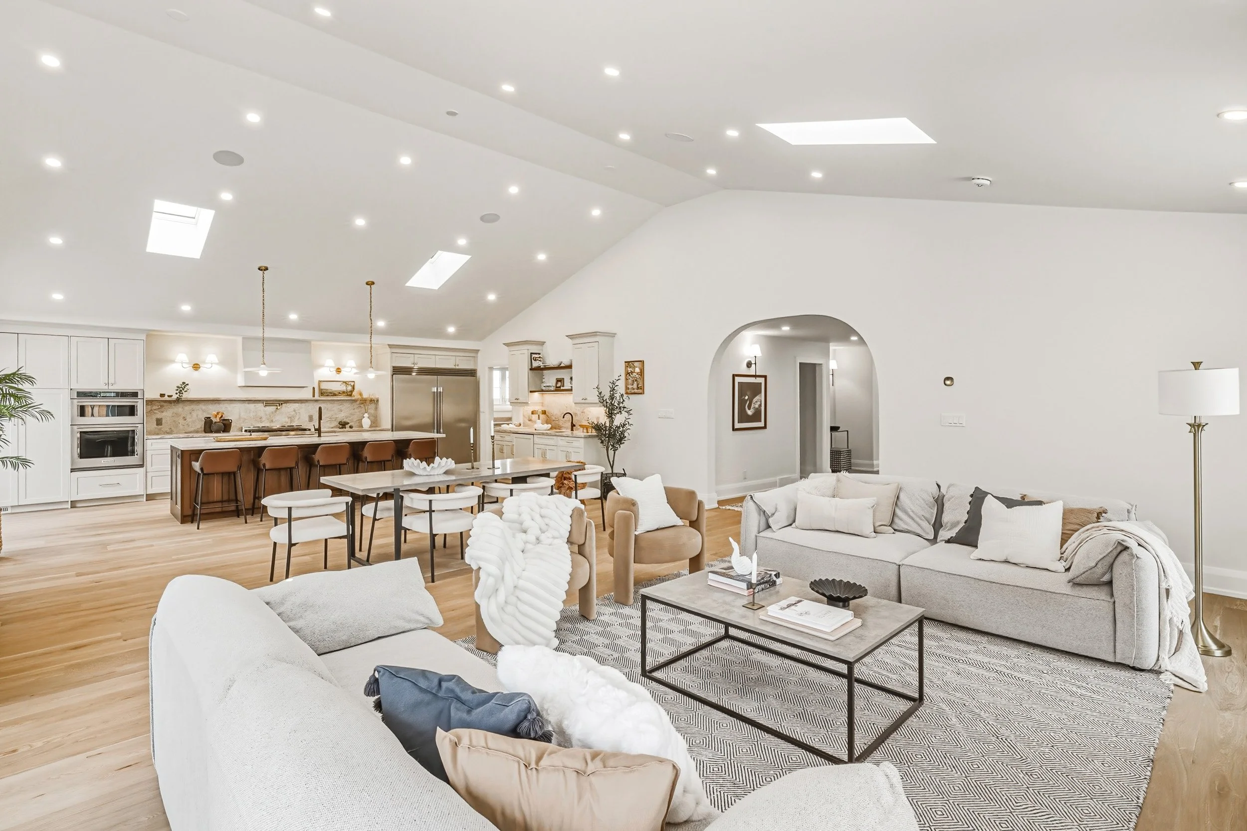 29 - 251 Glen Afton Dr, Burlington.jpg