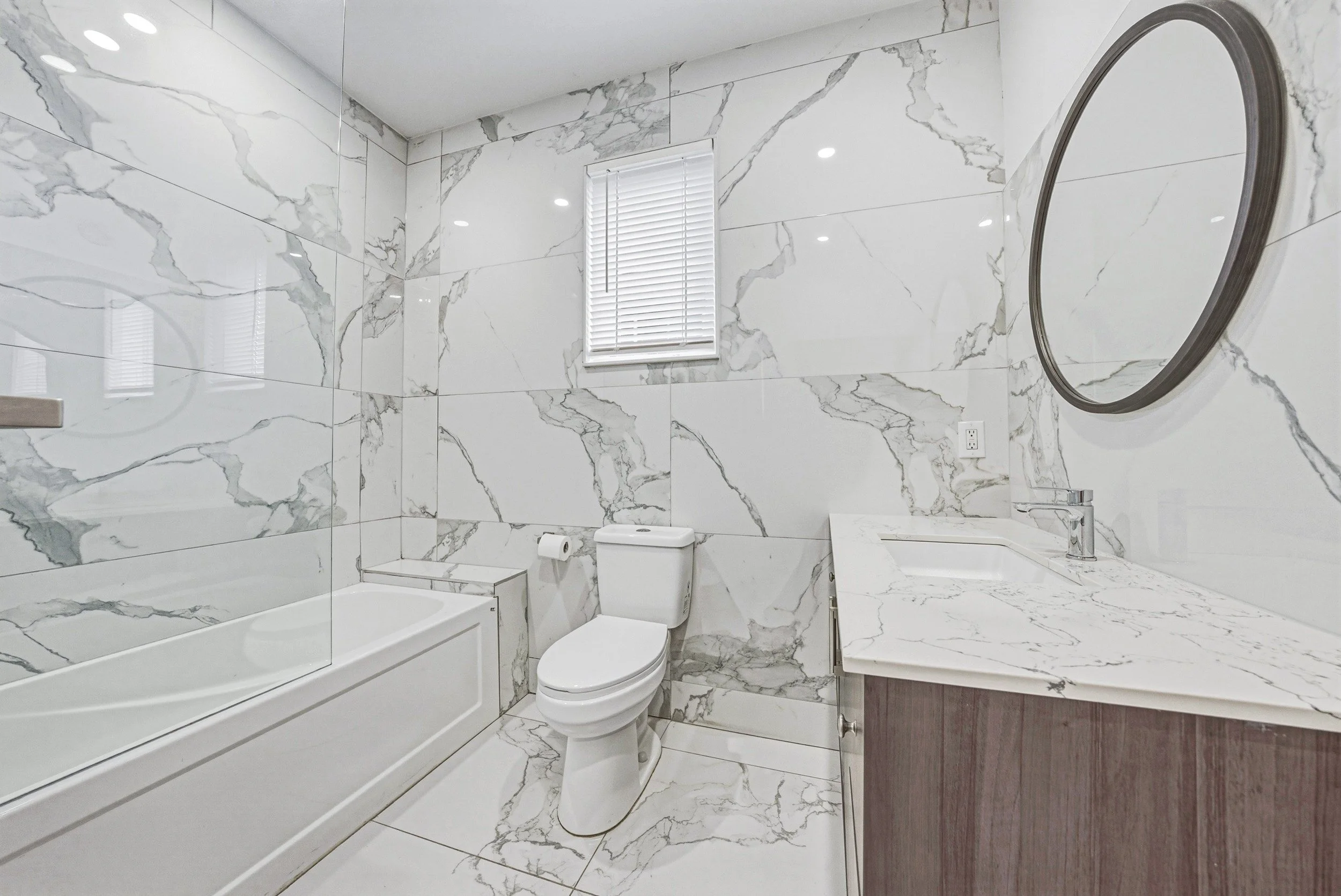 20 - 68 Vansitmart Ave, Hamilton.jpg