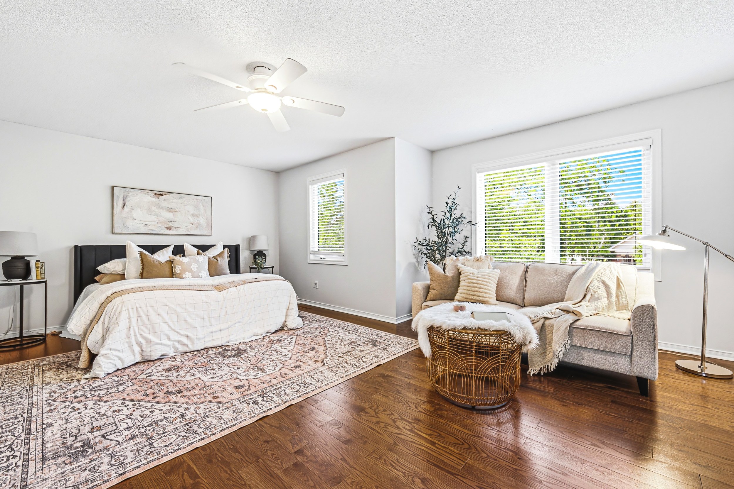 29 - 4153 Vermont Cres, Burlington.jpg