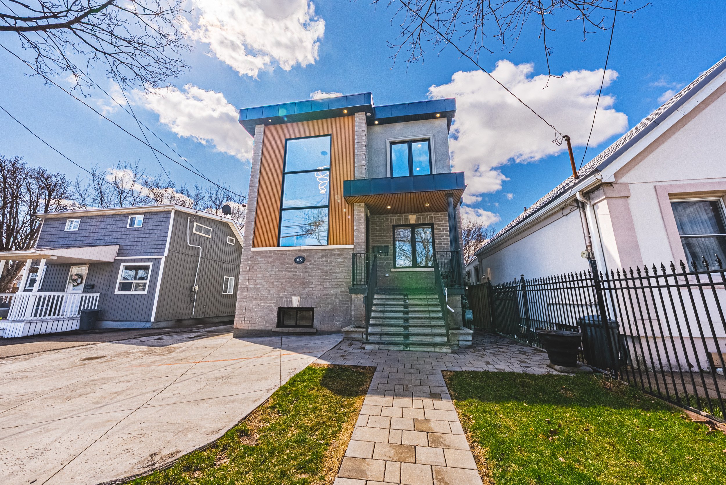 1 - 68 Vansitmart Ave, Hamilton.jpg