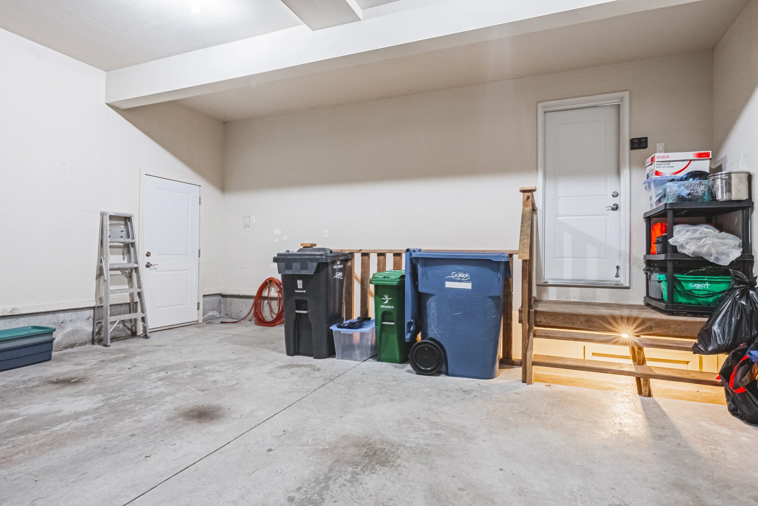 40 - 41 Zaduk Pl, Guelph.jpg