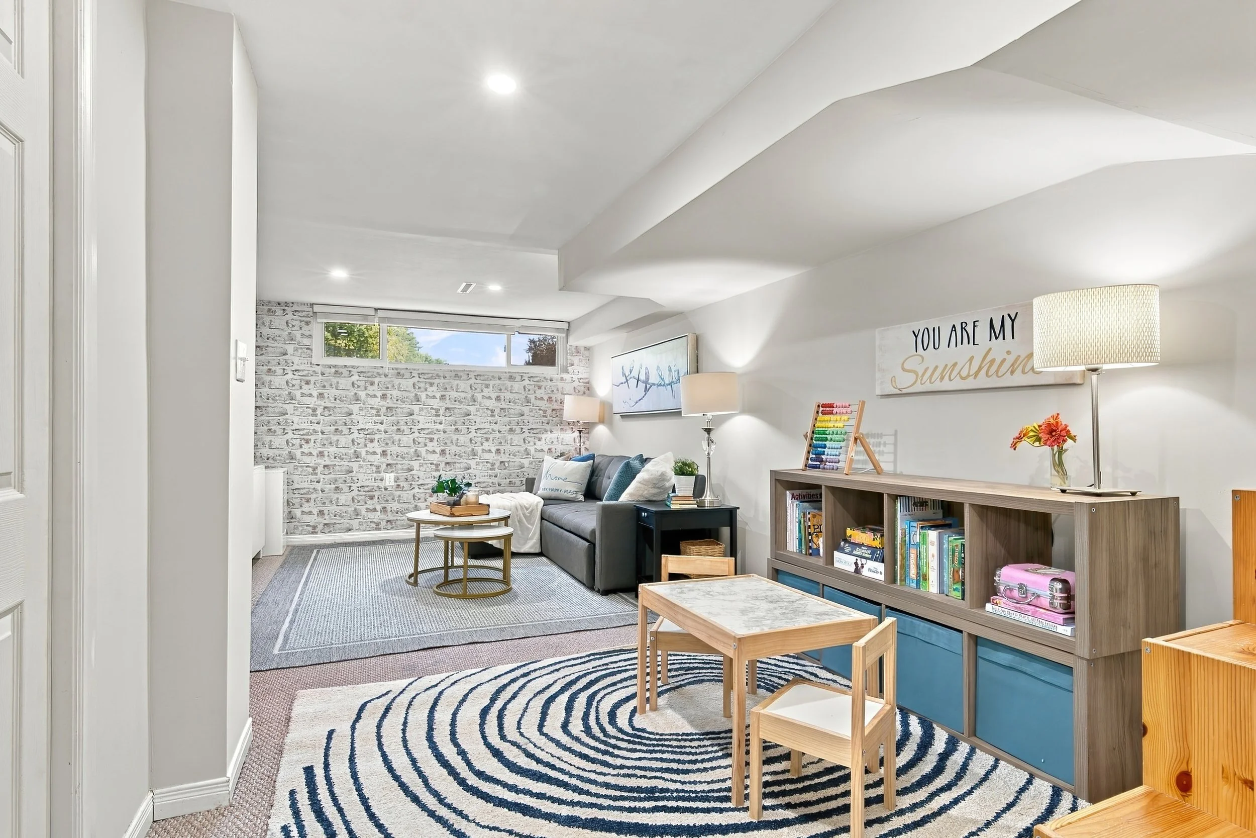 30 - 2301 Barclay Rd, Burlington.jpg