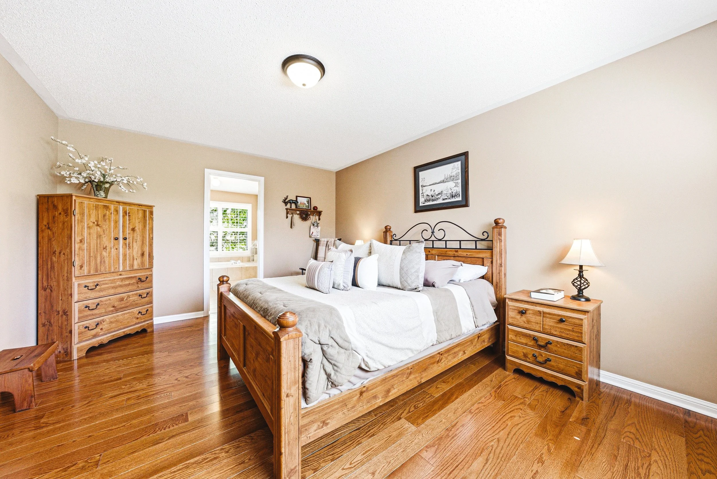 24 - 1588 Ramshaw Cres, Milton.jpg
