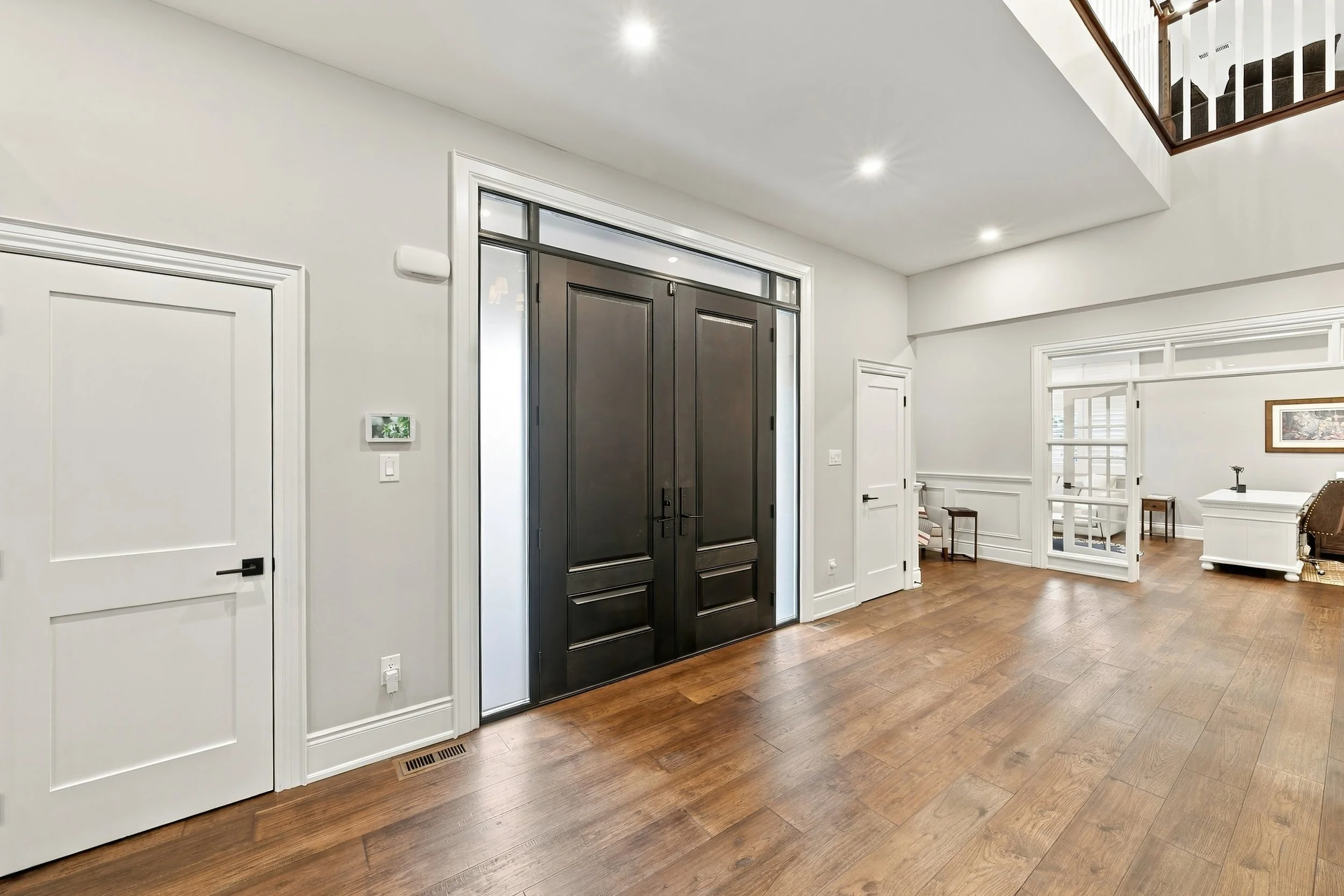 9 - 4369 Lakeshore Rd, Burlington.jpg