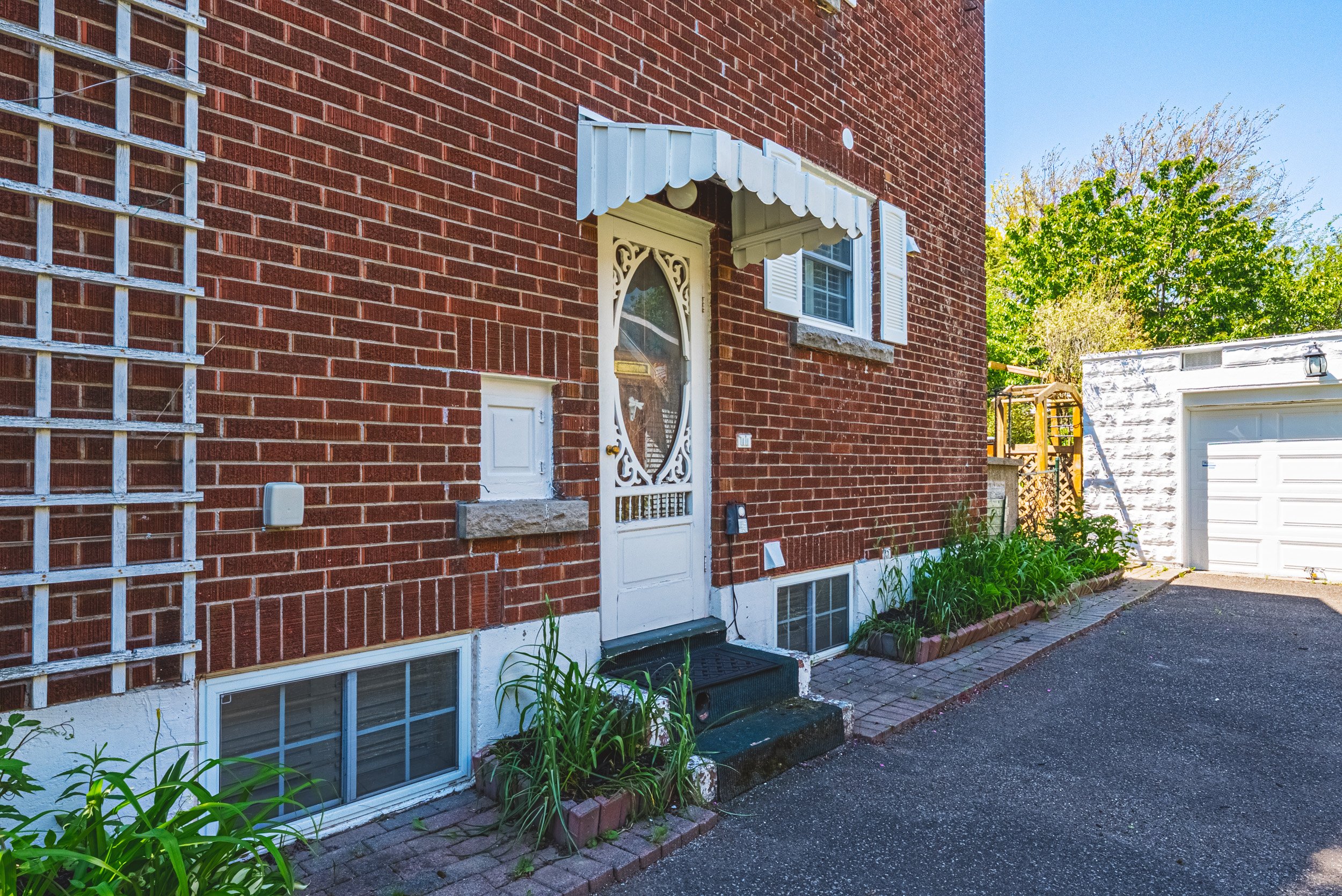 42 - 5039 Valley Way, Niagara Falls.jpg