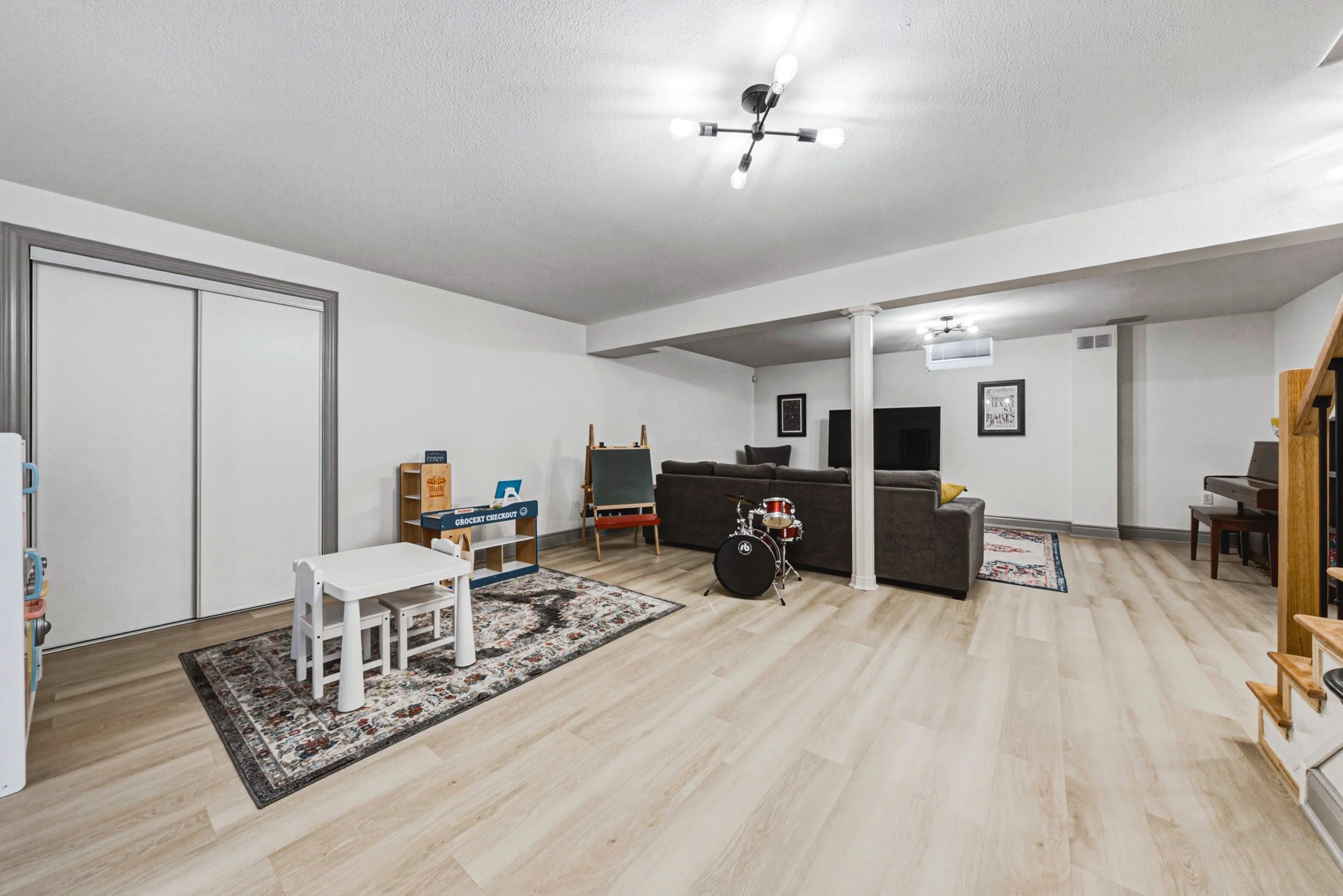 31 - 32 Kopperfield Ln, Mount Hope.jpg