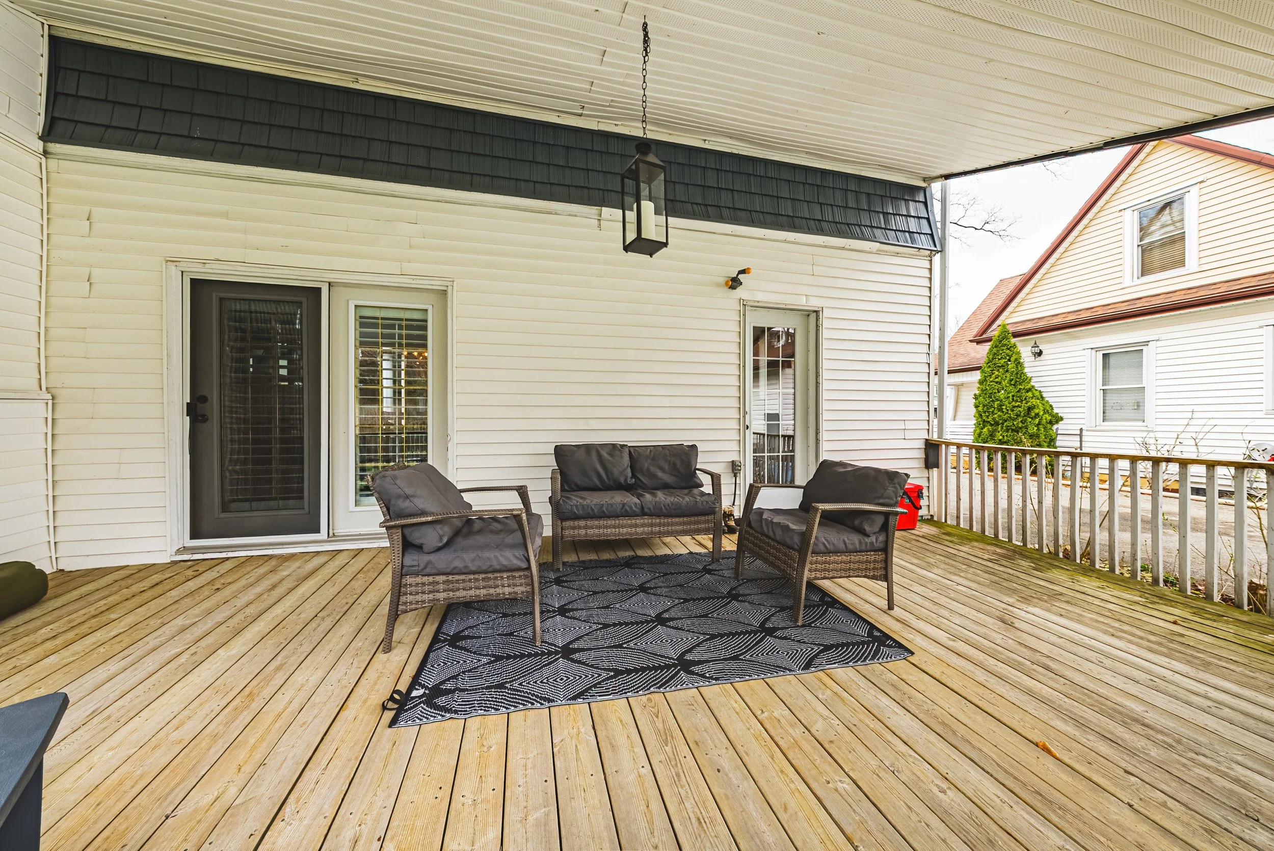 35 - 30 Grand Ave, Caledonia.jpg