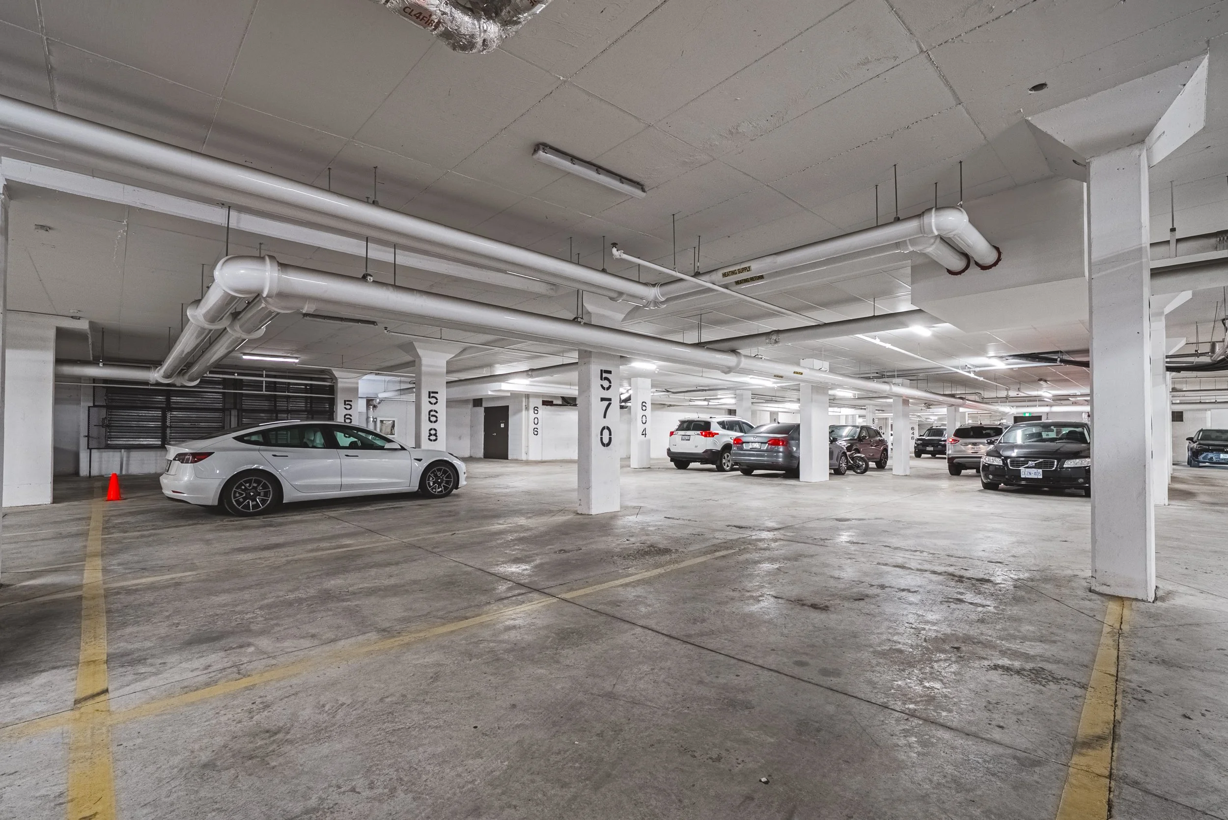 44-470 Dundas St E Waterdown.jpg