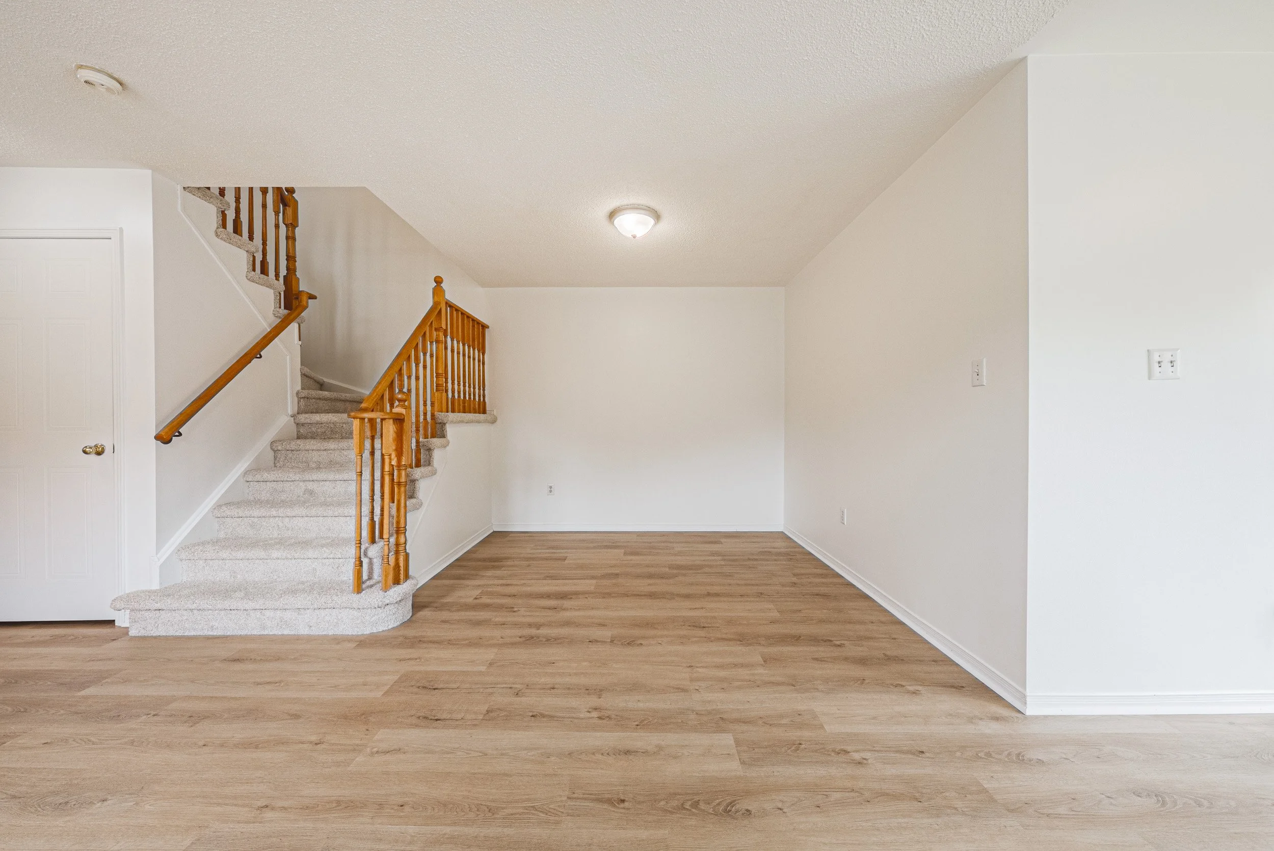 9 - 155 Saddletree Trail, Brampton.jpg
