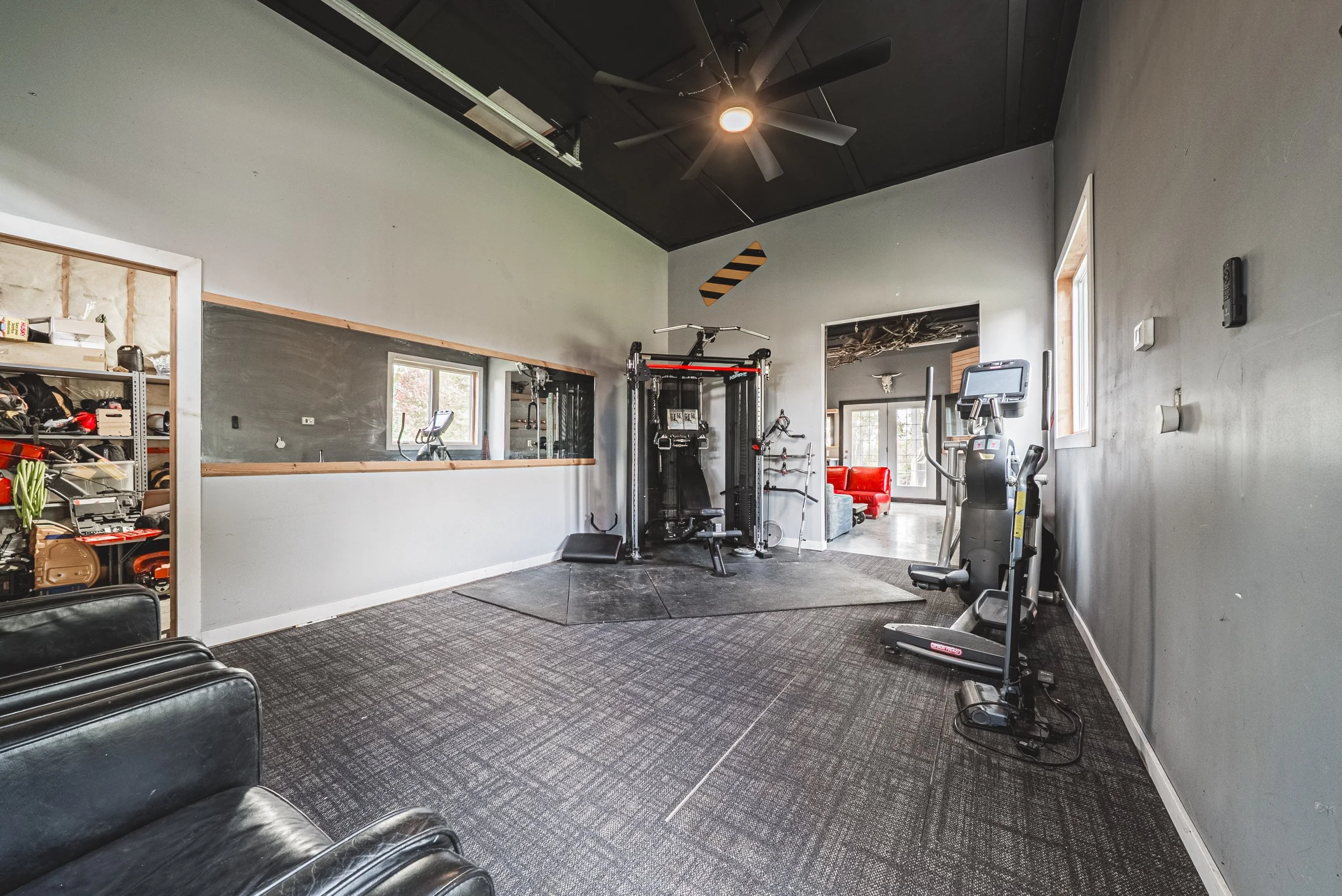50-595 Mt Pleasant Rd Brantford.jpg