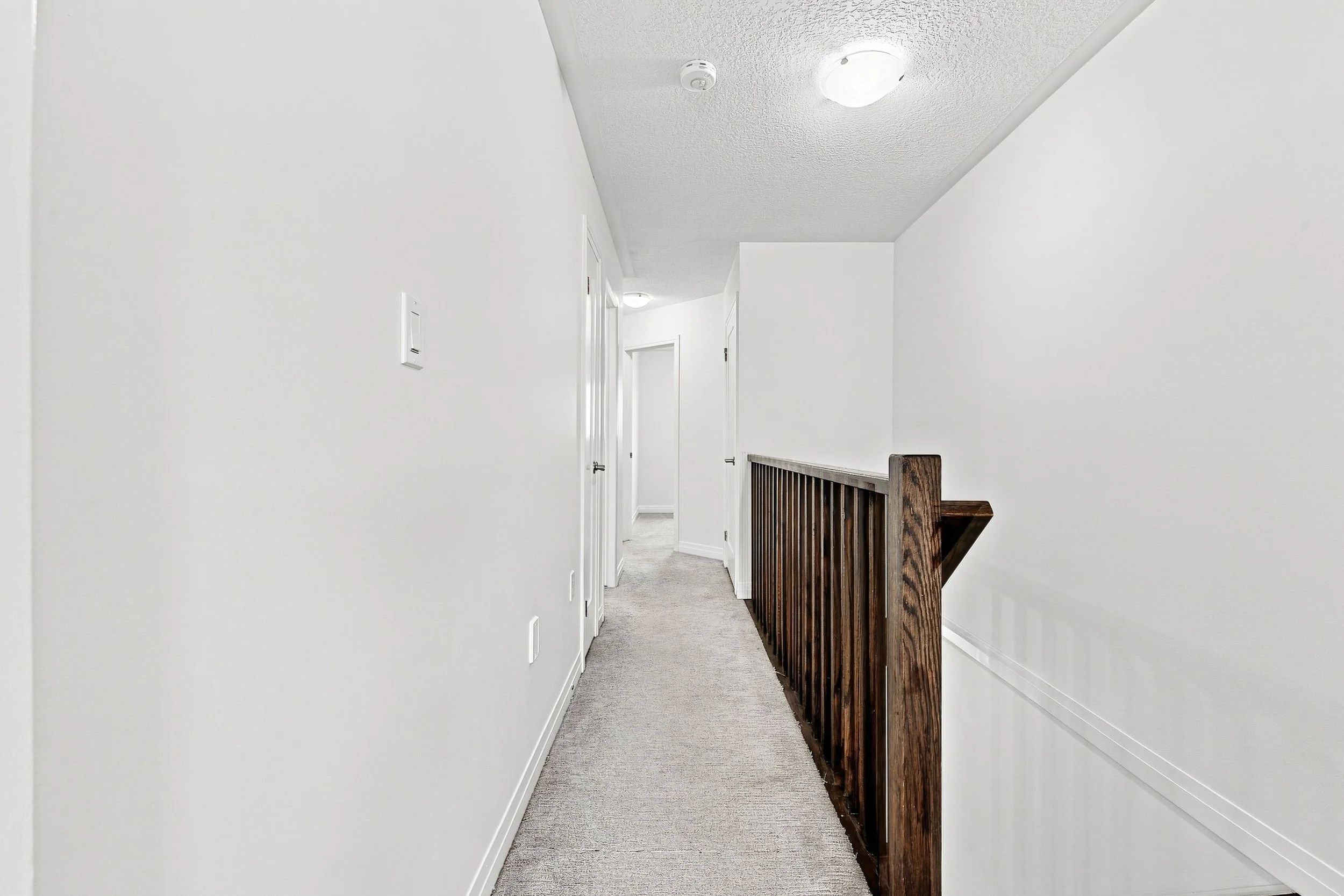 15 - 94 Laguna Village Cres, Hamilton.jpg