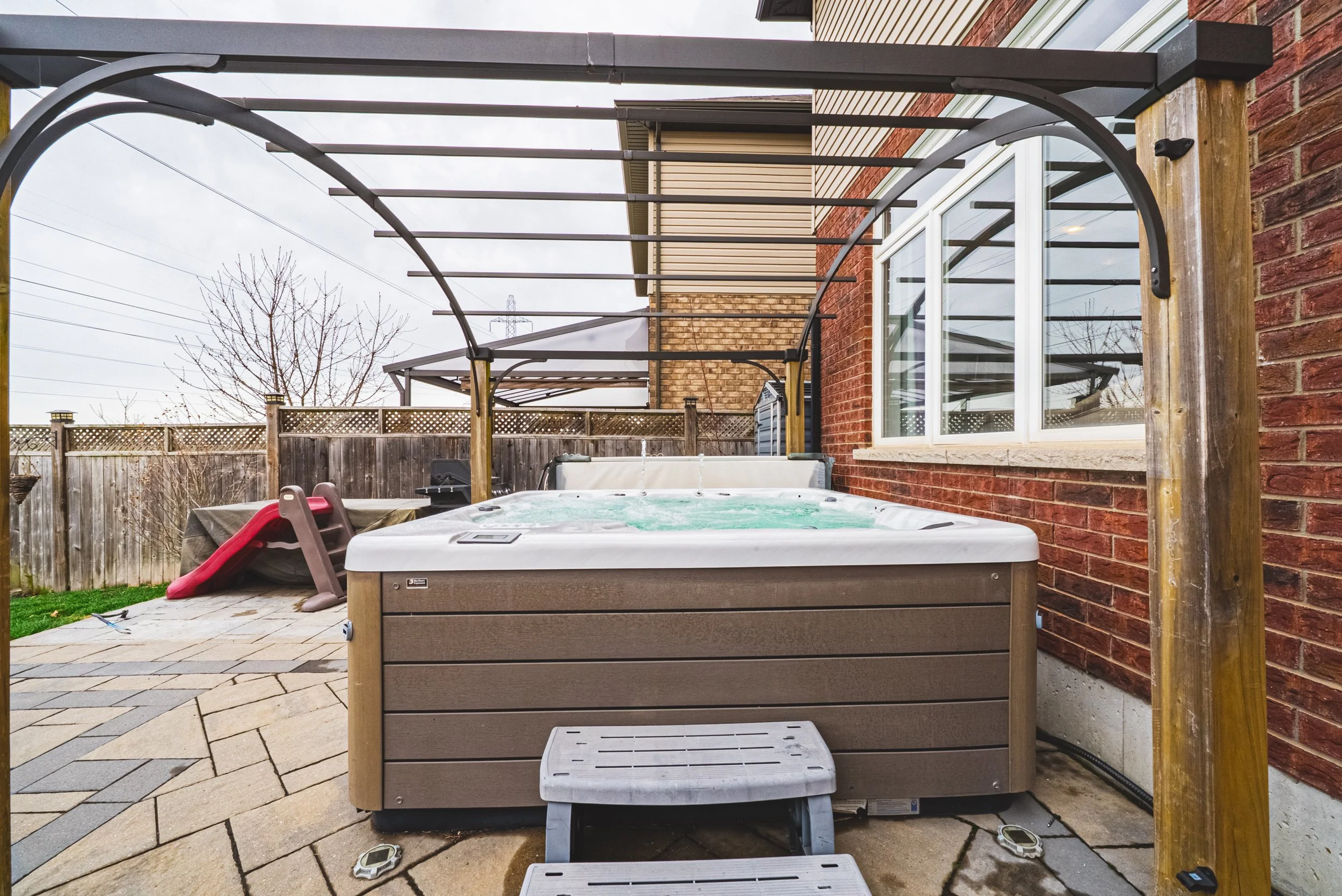 37-154 Keystone Cres, Hamilton.jpg