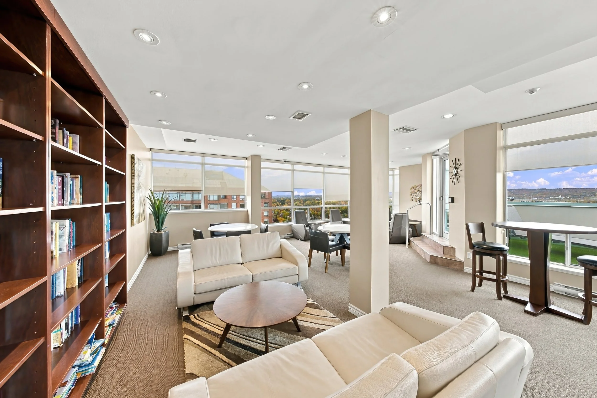 34 - 1276 Maple Crossing Blvd #310, Burlington.jpg