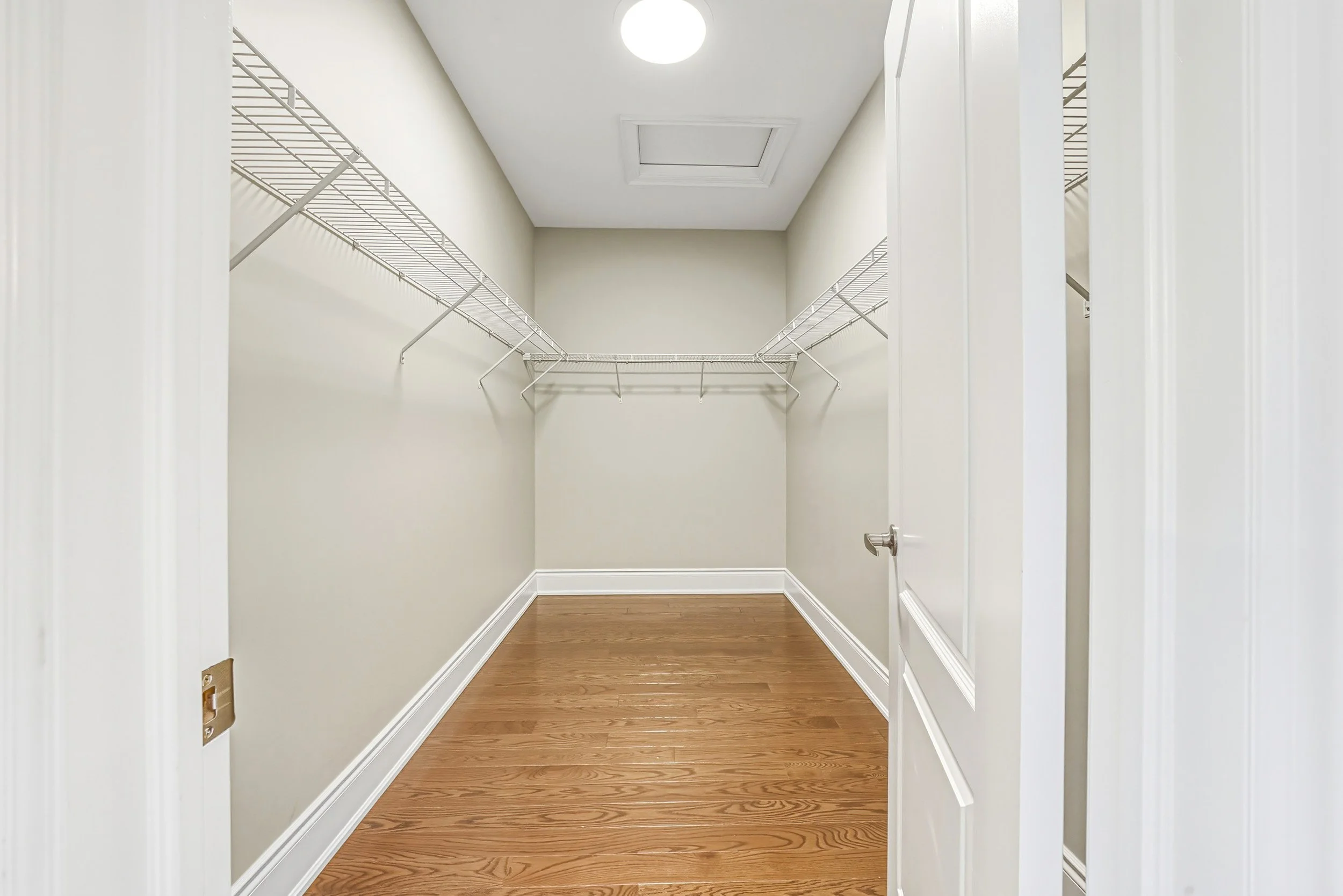 38 - 197 Nottingham Forest Rd, Bradford.jpg