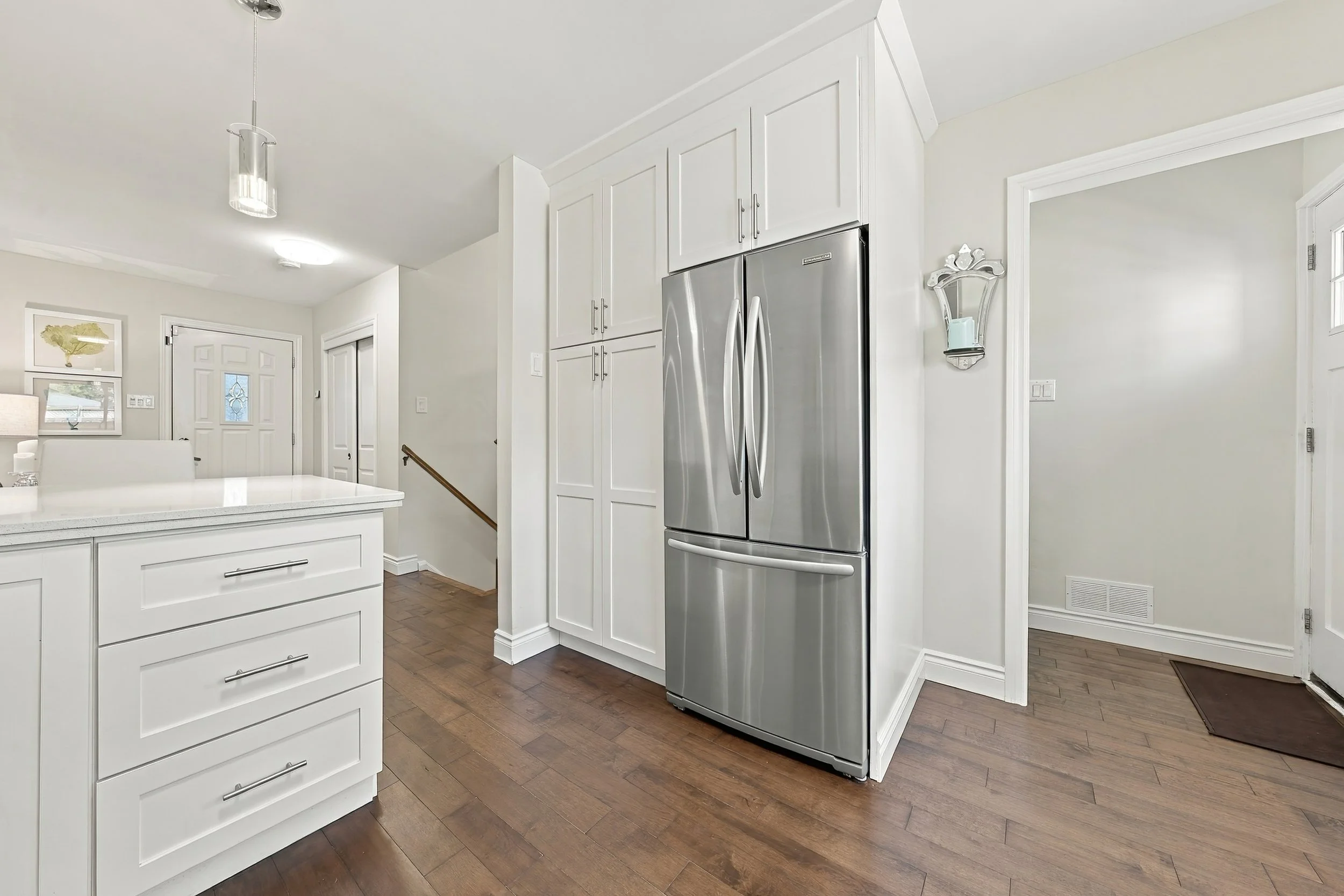 12 - 2231 Urwin Cres, Oakville.jpg