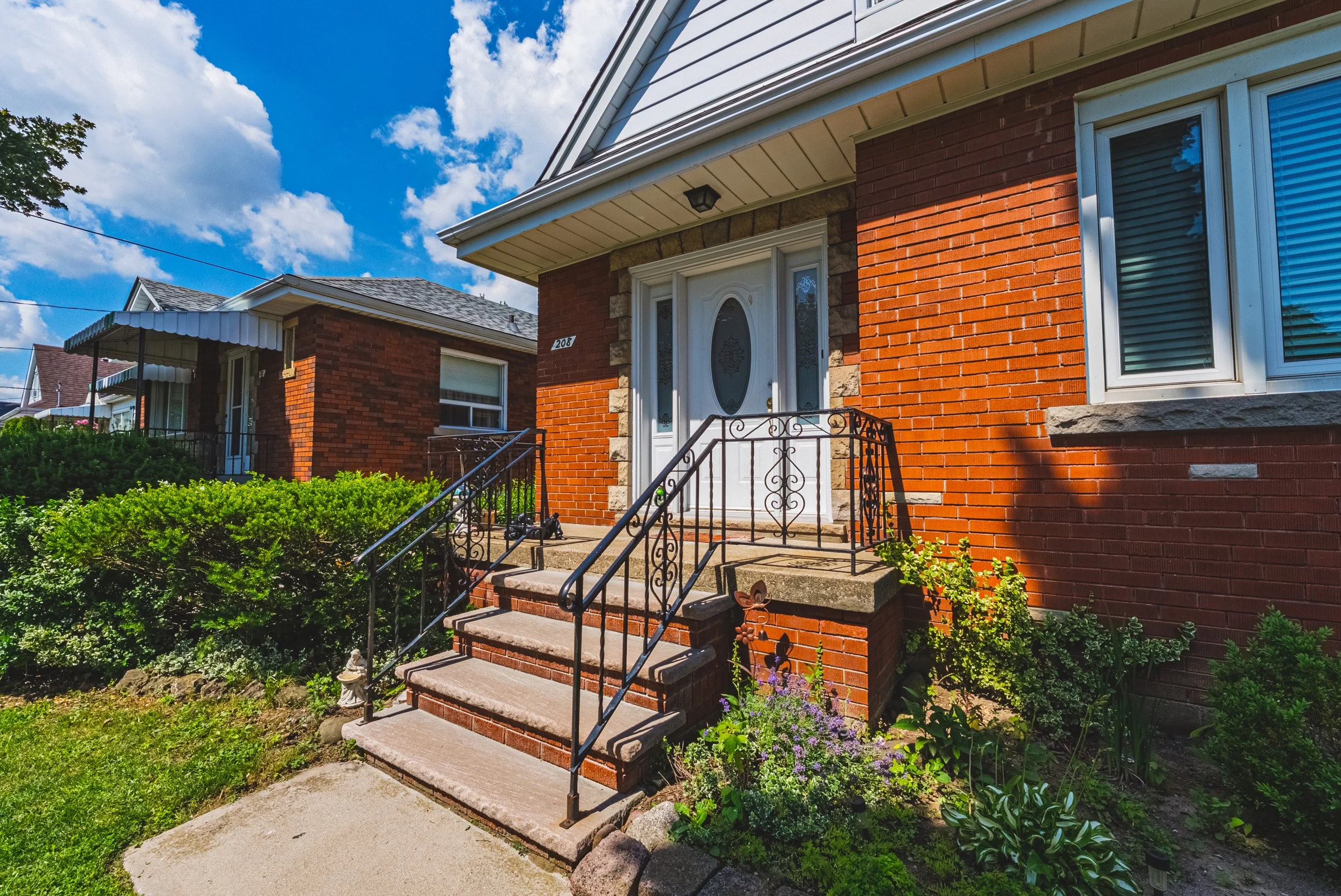 3 - 208 Glencarry Ave, Hamilton.jpg