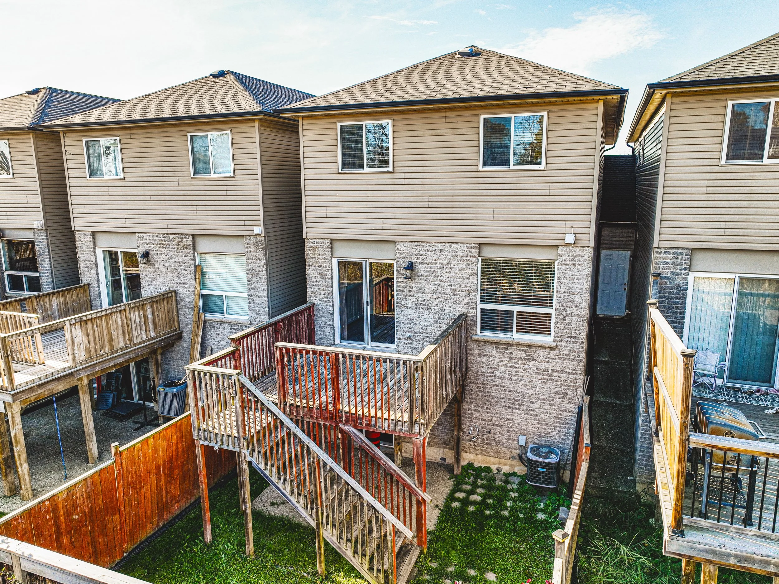 8-35 Thames Wy Hamilton.jpg