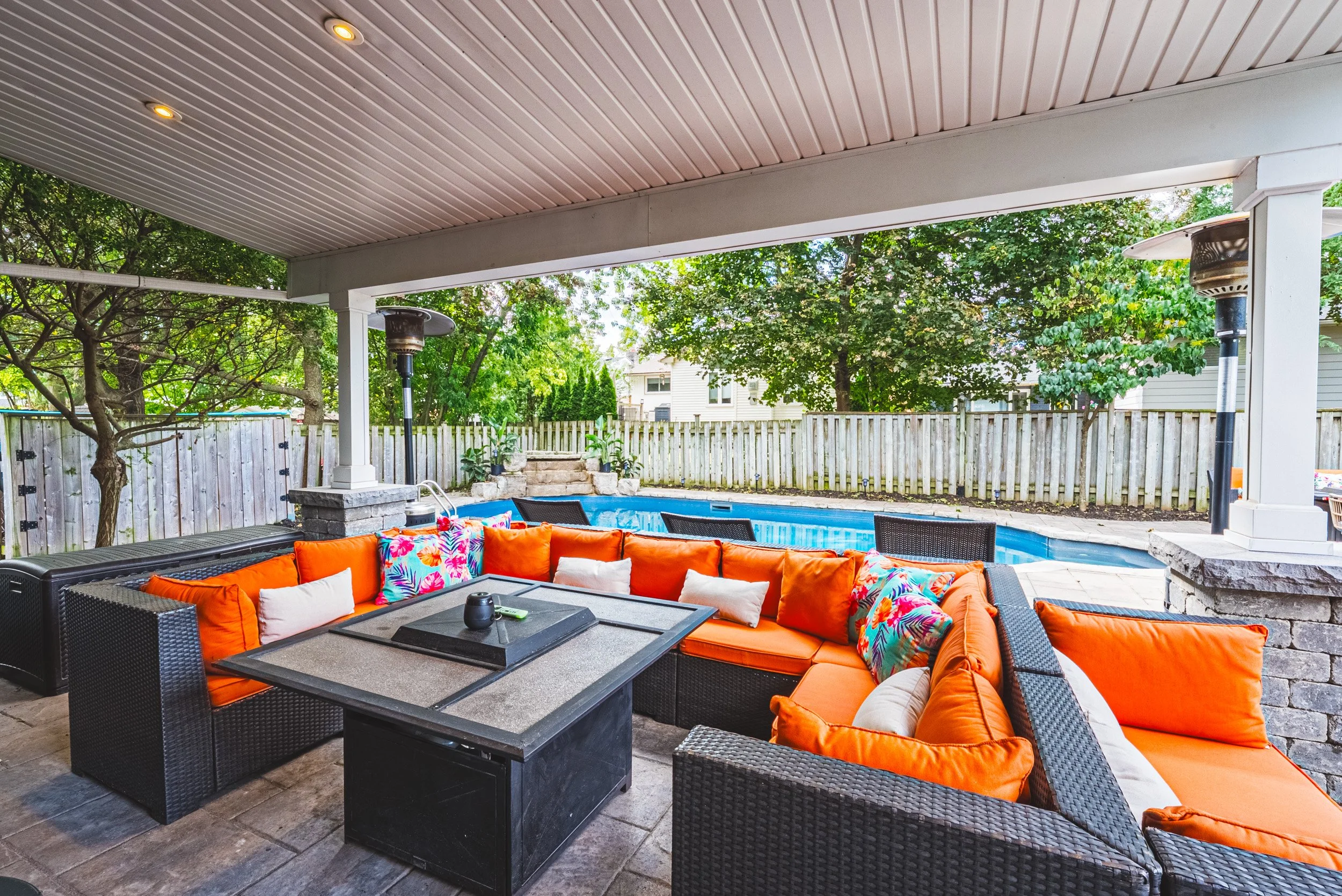 38 - 581 Holly Hill Cres, Burlington.jpg