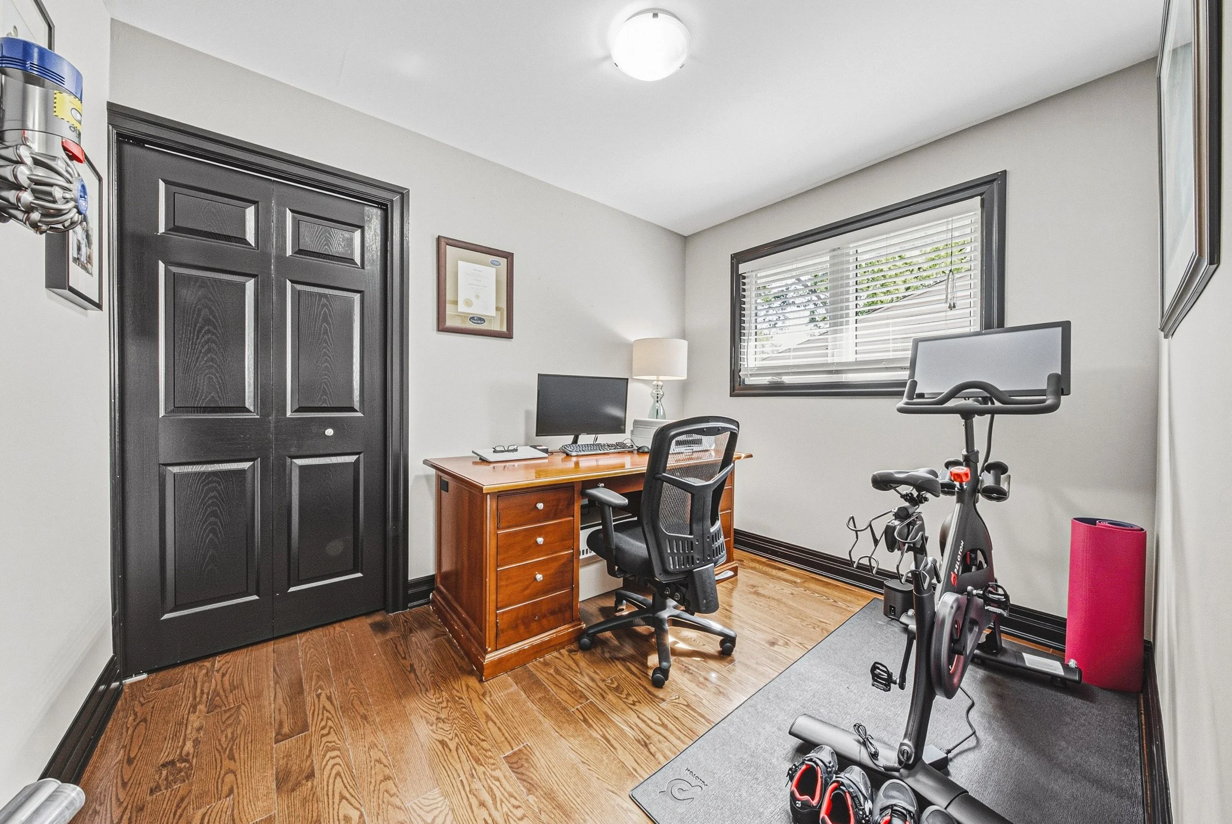 17 - 581 Holly Hill Cres, Burlington.jpg