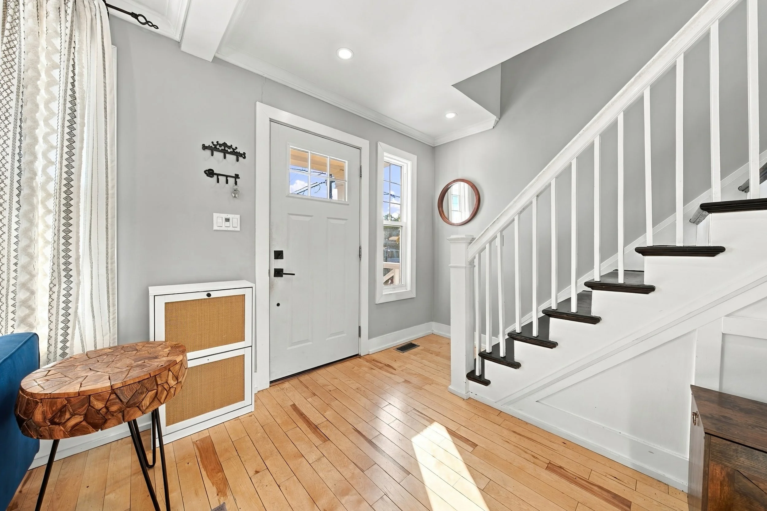 6 - 1231 Dunsmure Rd, Hamilton.jpg