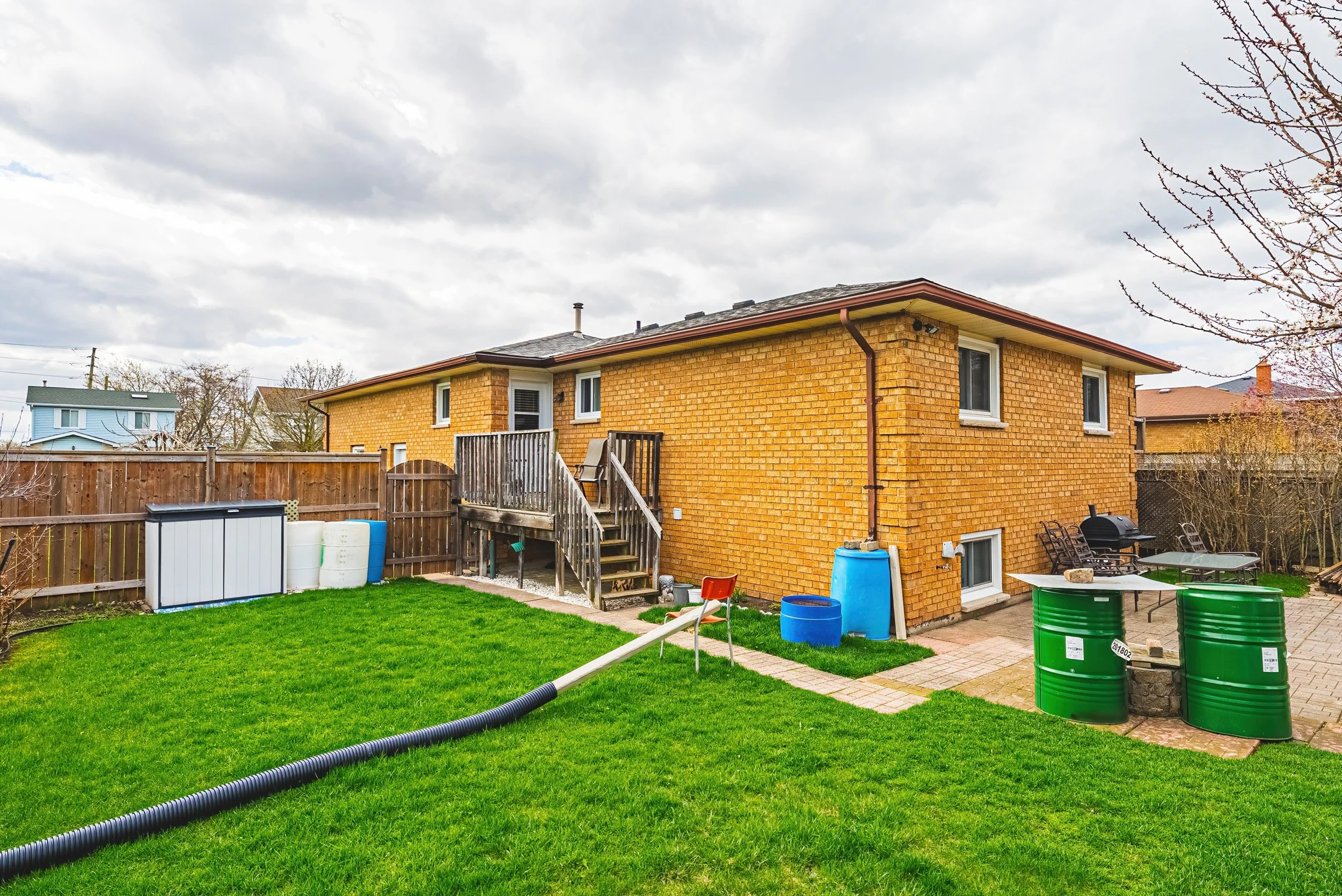 37 - 117 Stonyburn Cres, Cambridge.jpg