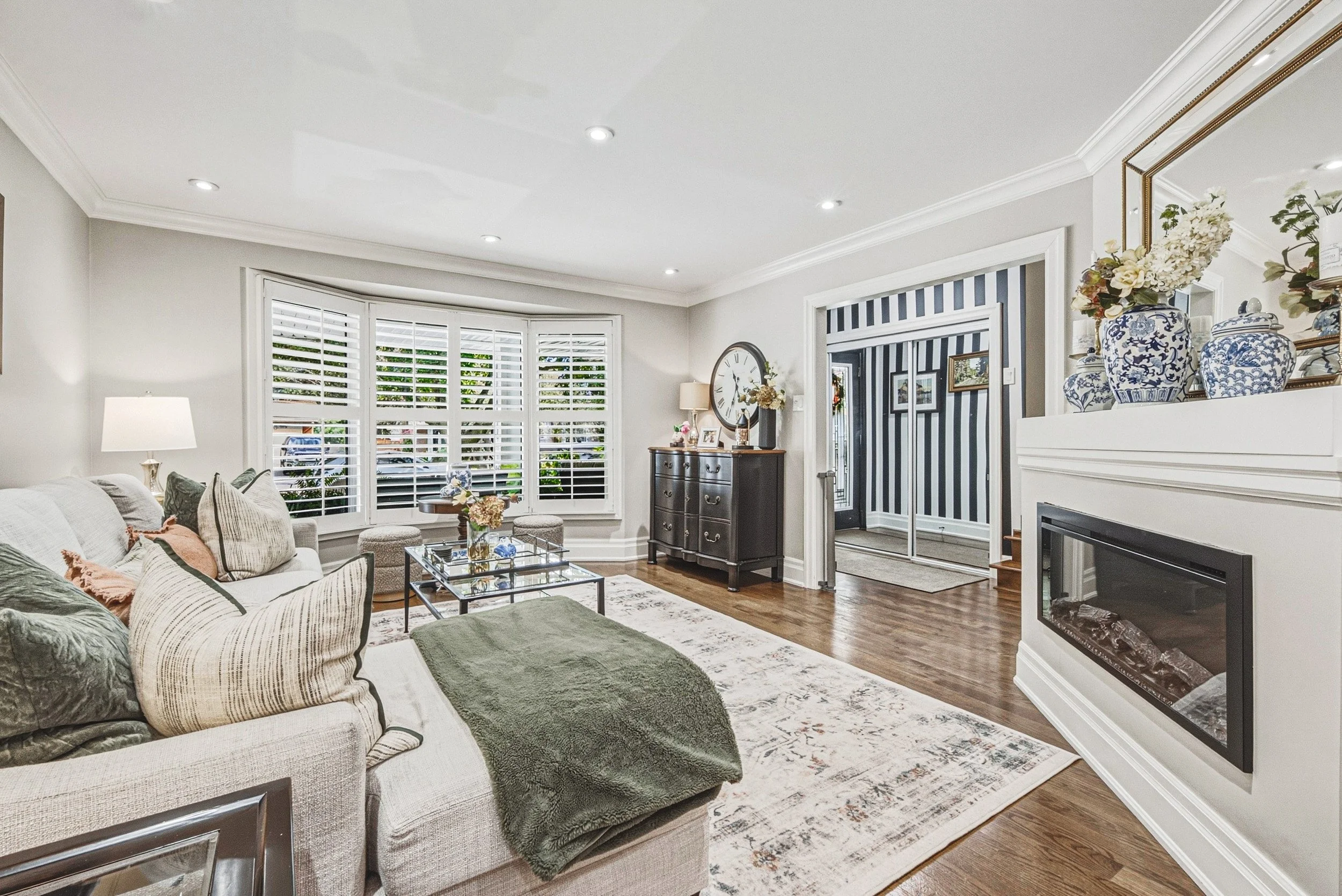7 - 581 Holly Hill Cres, Burlington.jpg